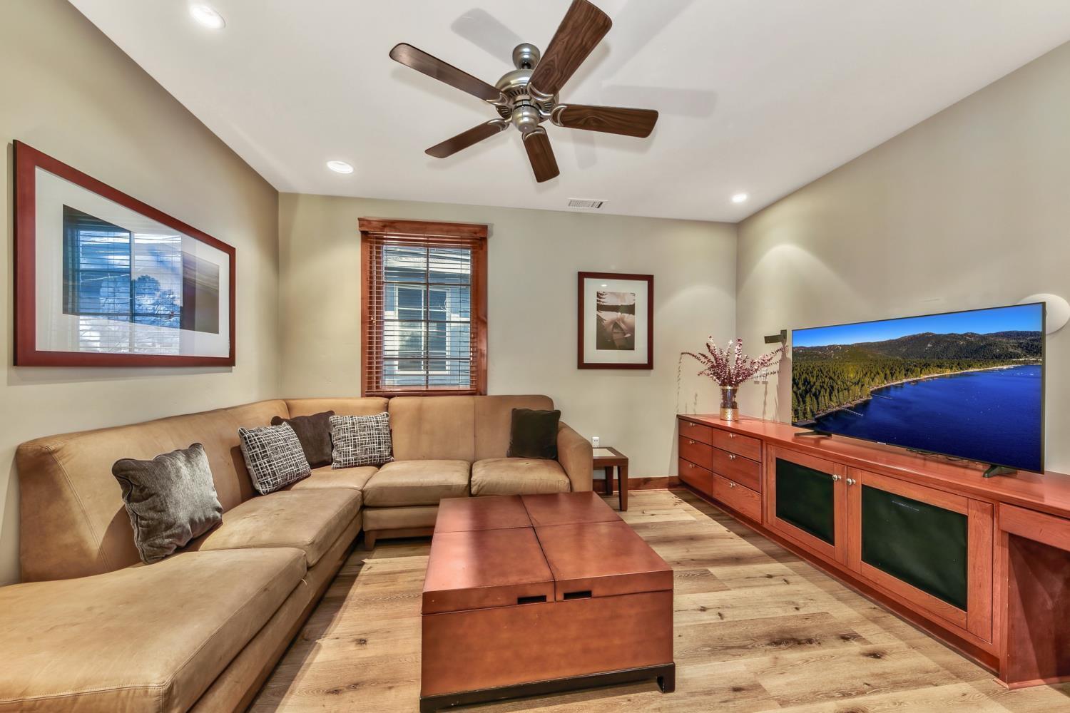Lake Tahoe Vacations - Sierra Shores Four - Lakefront Vistas - Property Image 40