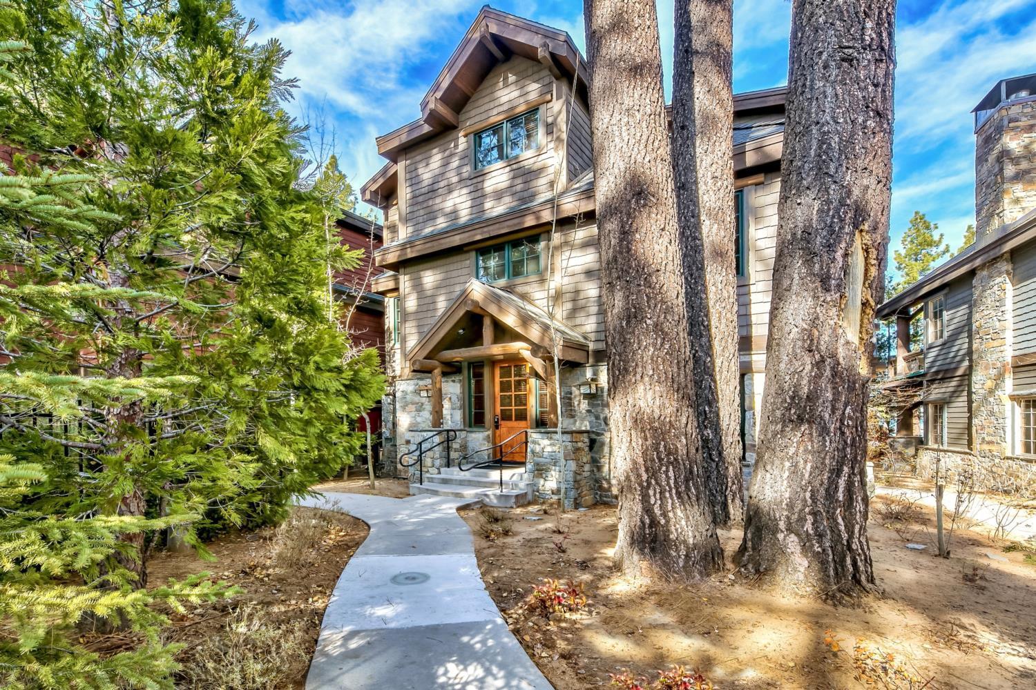 Lake Tahoe Vacations - Sierra Shores Four - Lakefront Vistas - Property Image 11