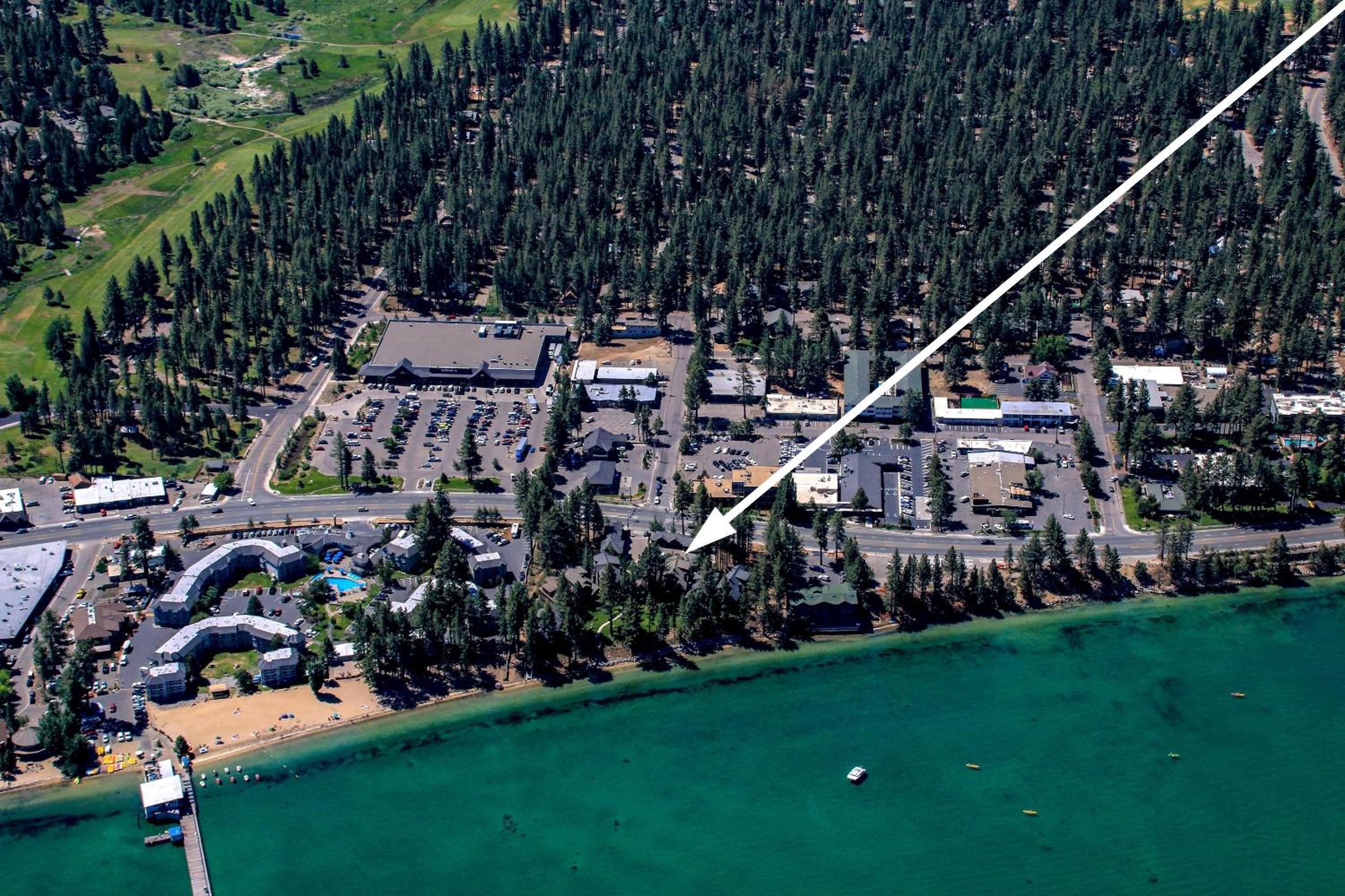 Lake Tahoe Vacations - Sierra Shores Four - Lakefront Vistas - Property Image 18