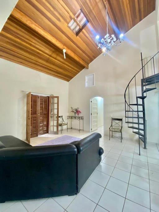 Casa de Campo - Chácara em Curitiba Santa Felicidade