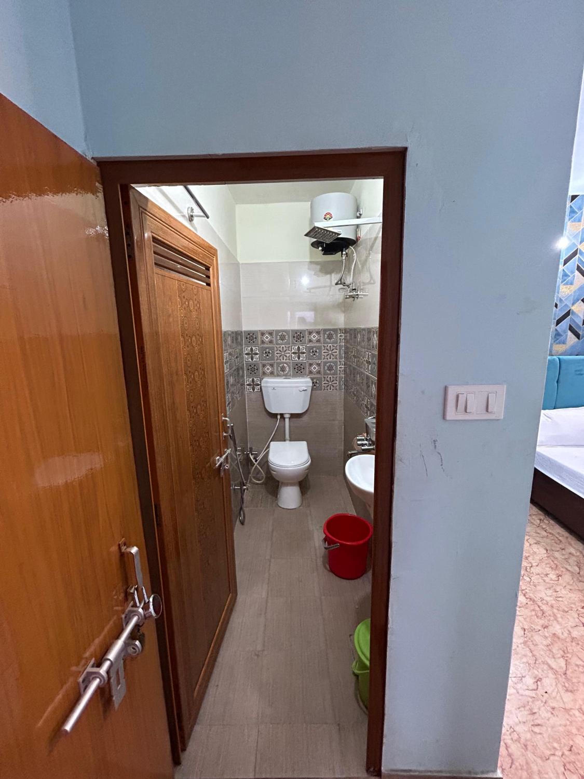 Praneeta P. Guest House view 5