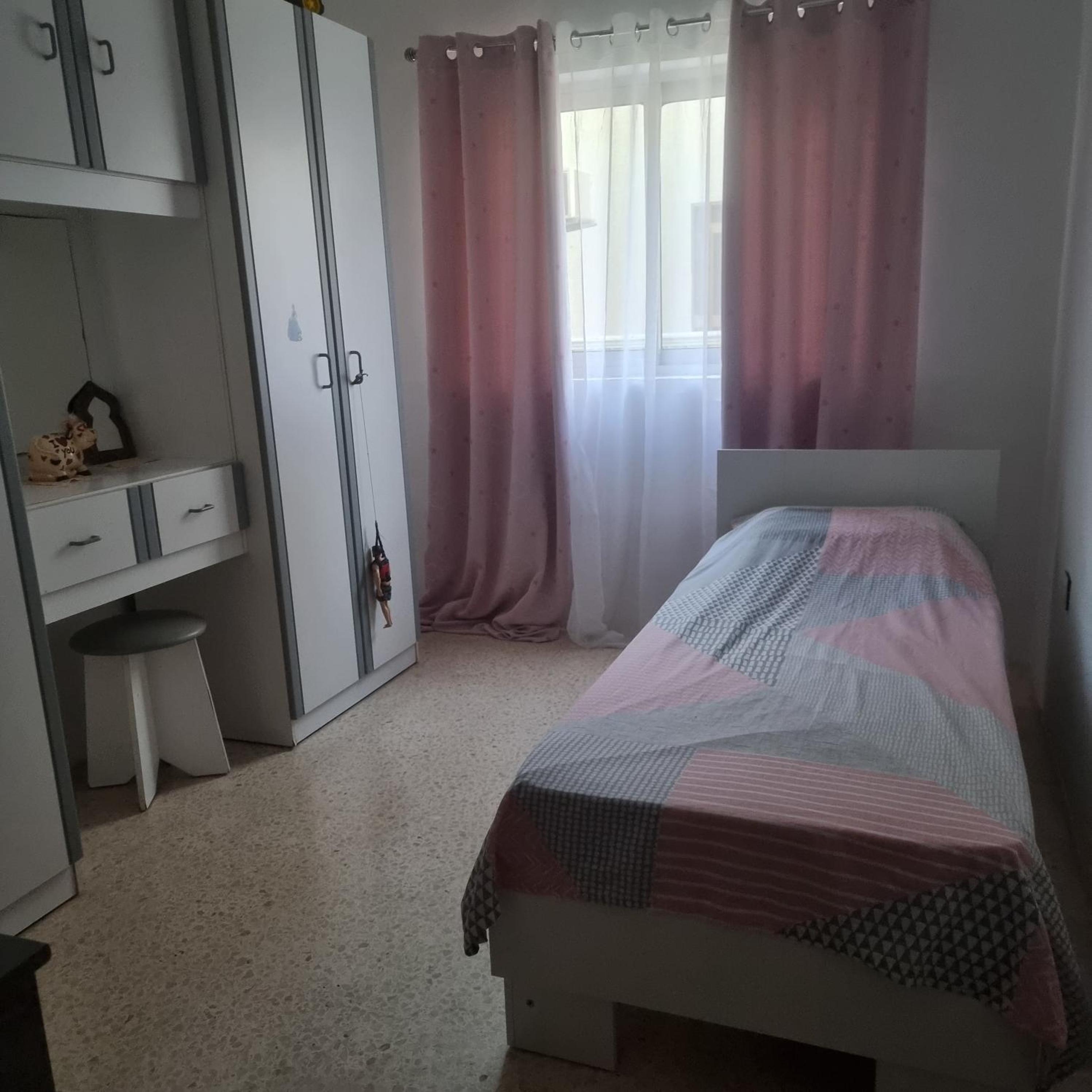 A room in Luqa view 3