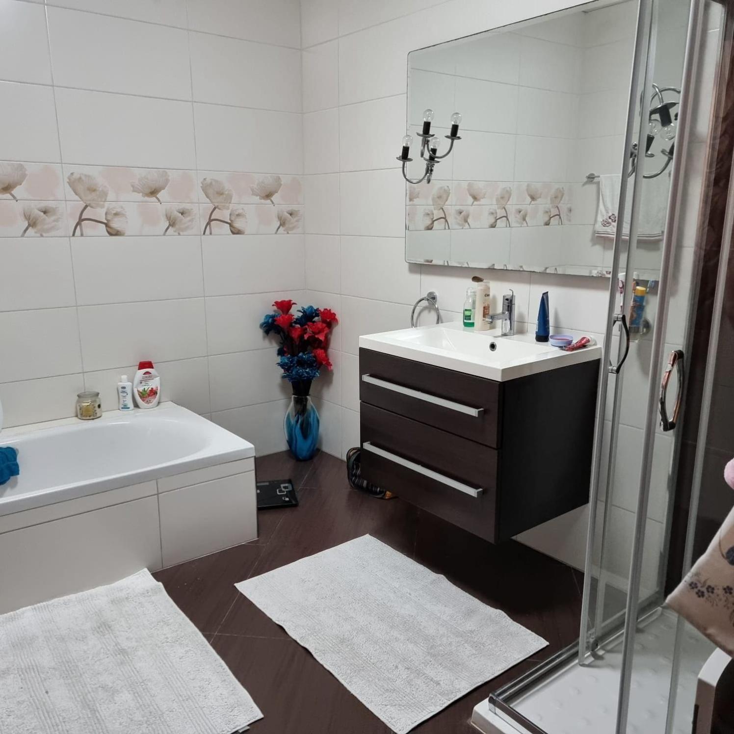 A room in Luqa view 4