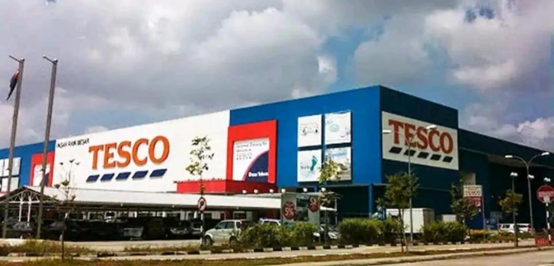 3mins to Ikea Toppen Tebrau johor bahru 4 to 14 pax double storey