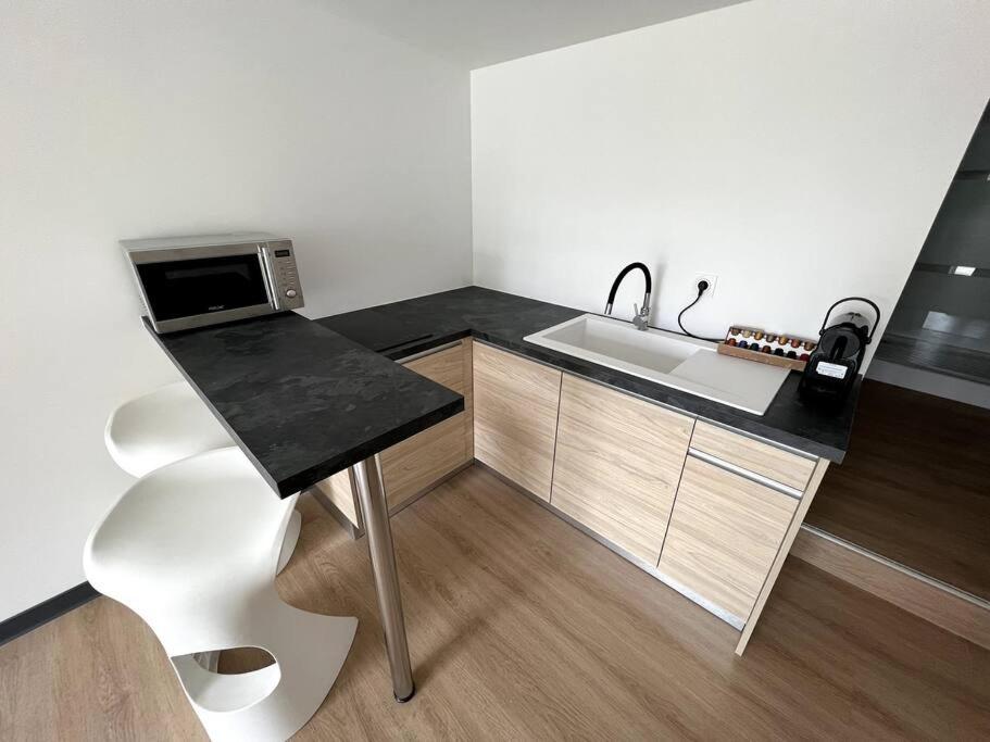 Caliente AnseVata Studio view 5