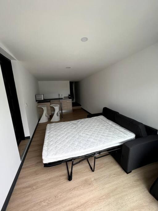 Caliente AnseVata Studio view 4