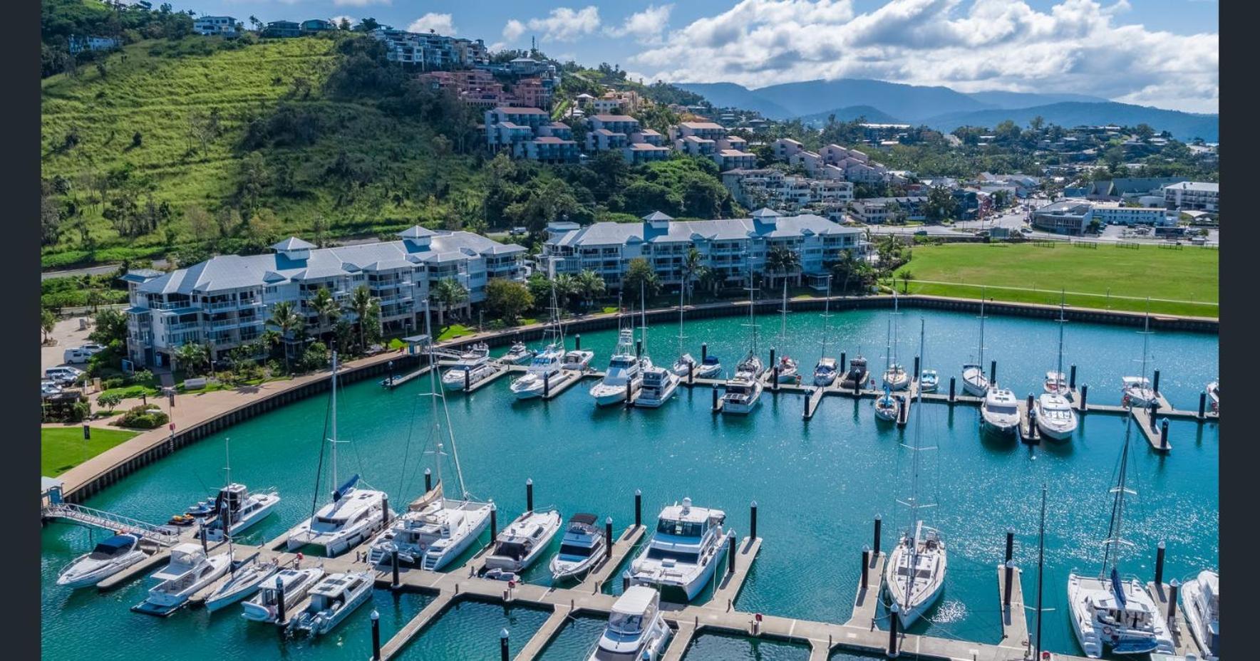 AquaView Boathouse Airlie Beach