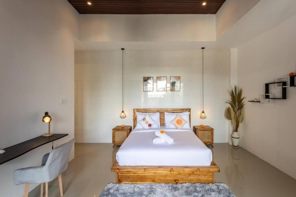 Comfy 3bd Family Villa with Private Pool in Central Location