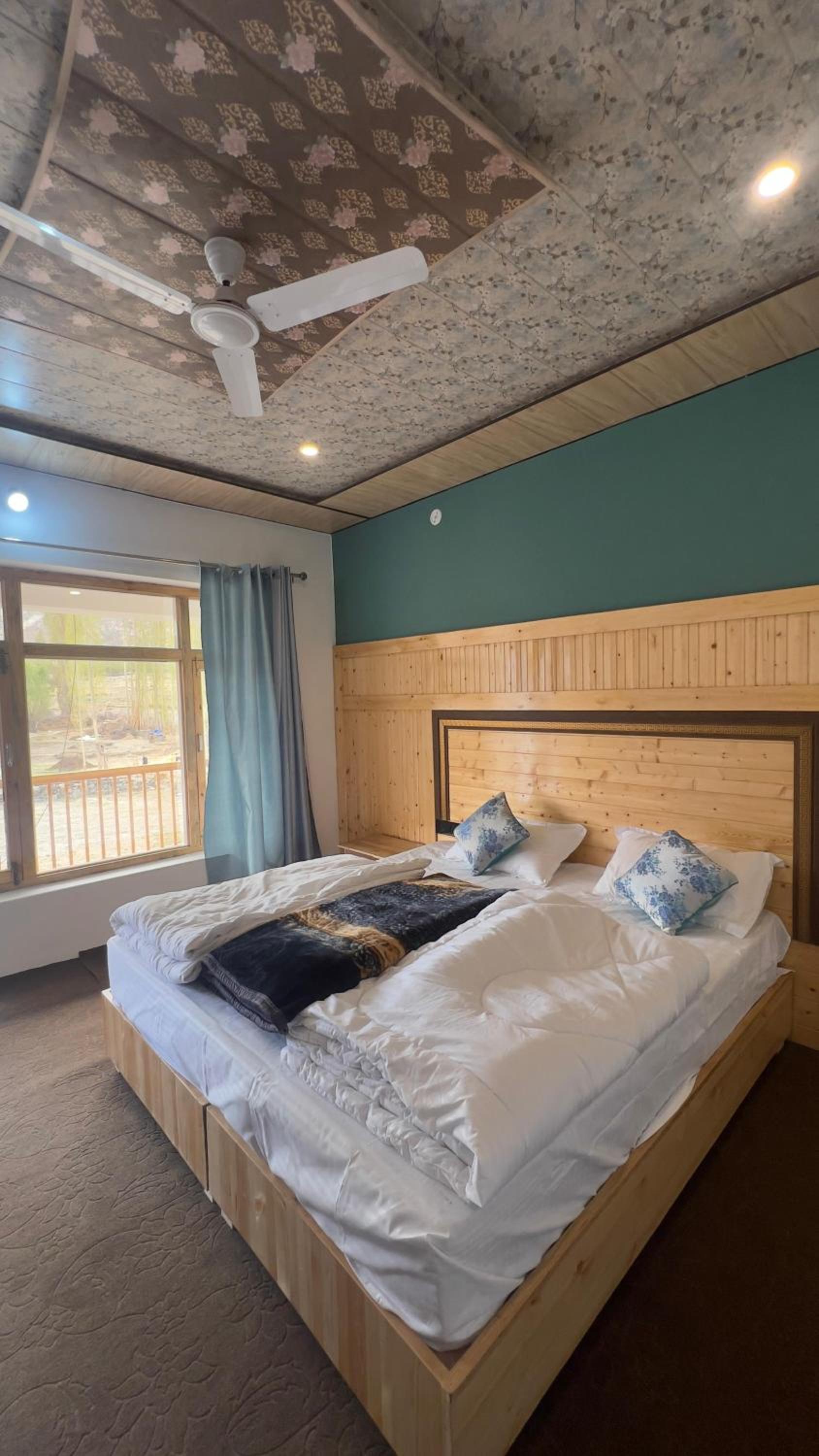 Ladakh Ecotel Farmstay view 3