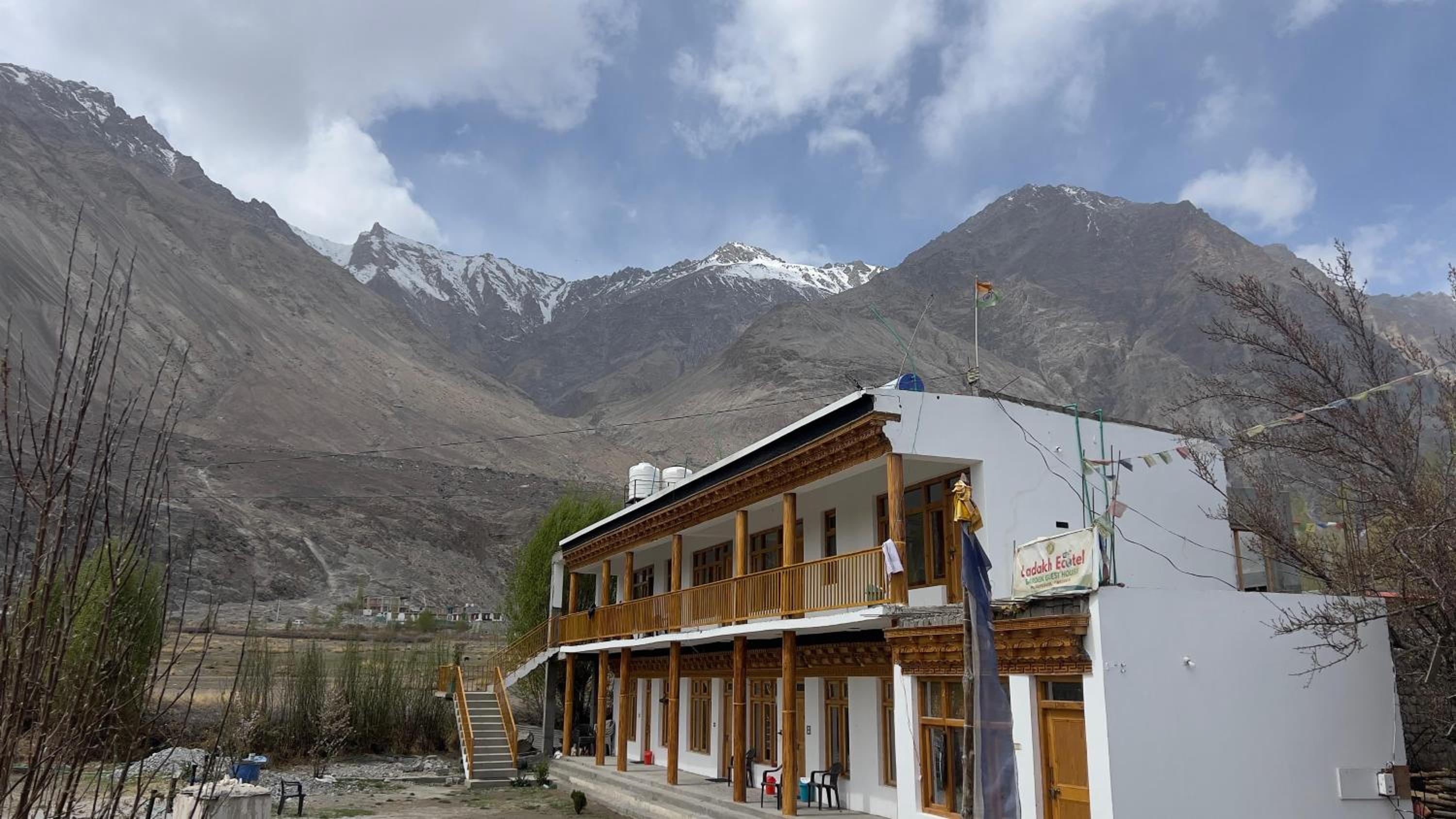 Ladakh Ecotel Farmstay view 5