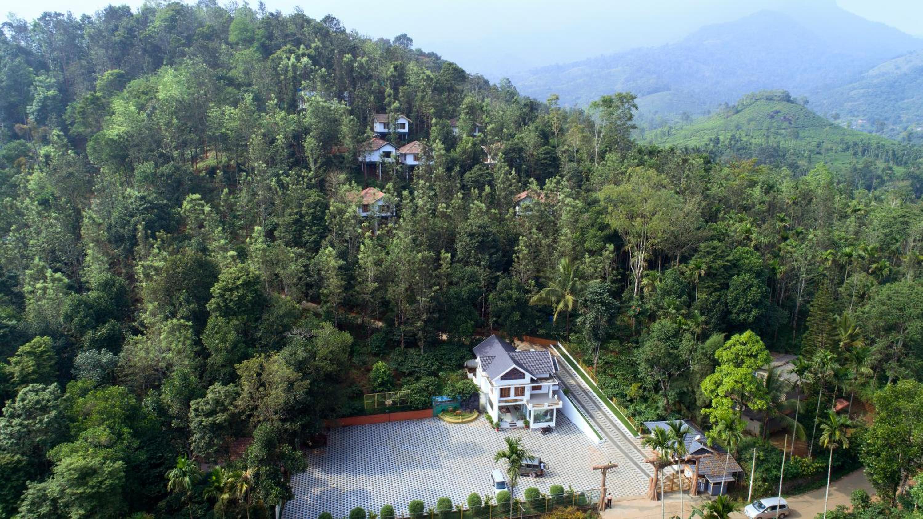 Peter's Coffee Creek Wayanad Pool Resort view 3