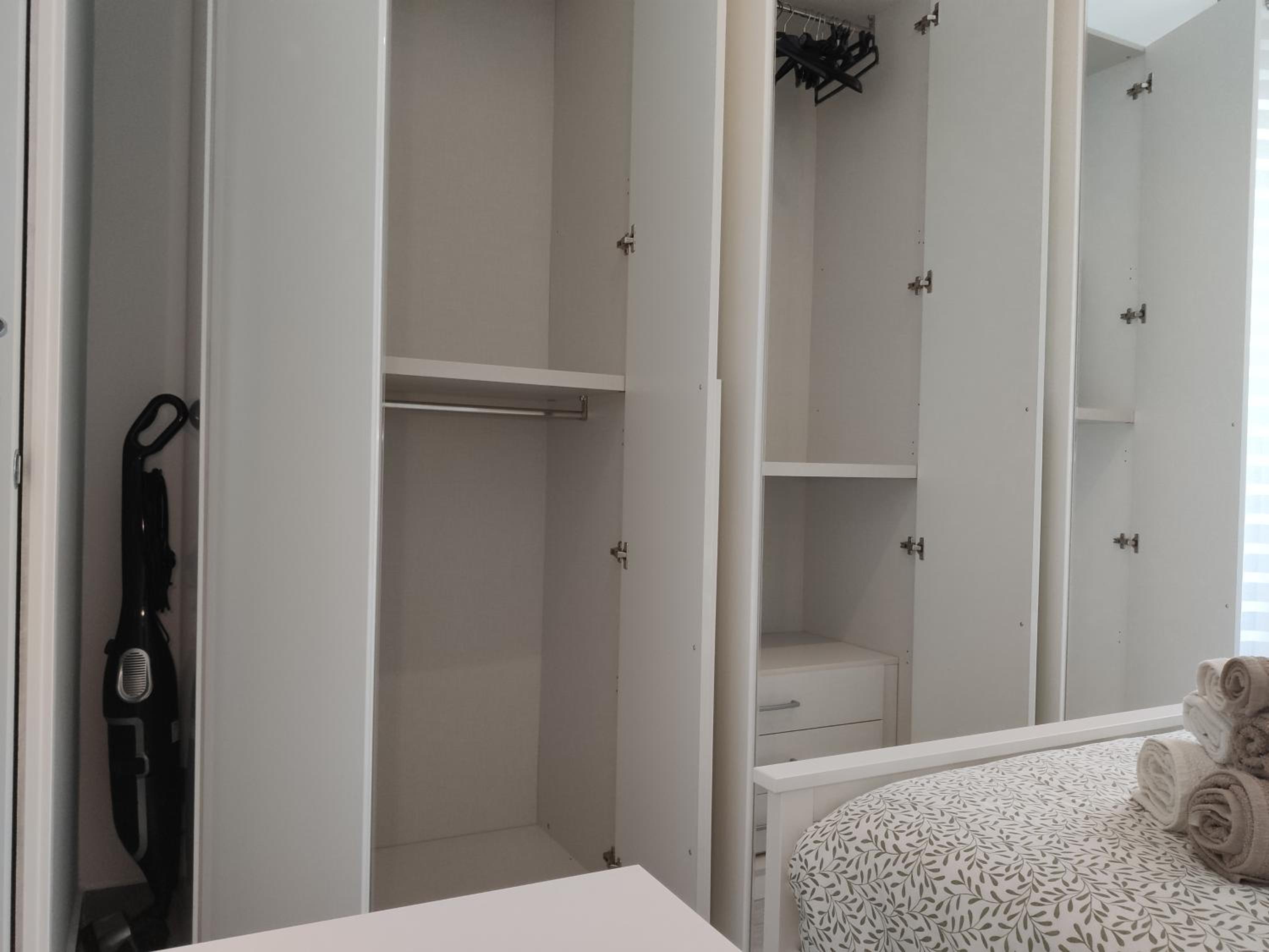 Matthias Home - Milan - modern and cozy flat, close to the metro - 15 min from Central Station, close to San Raffaele
