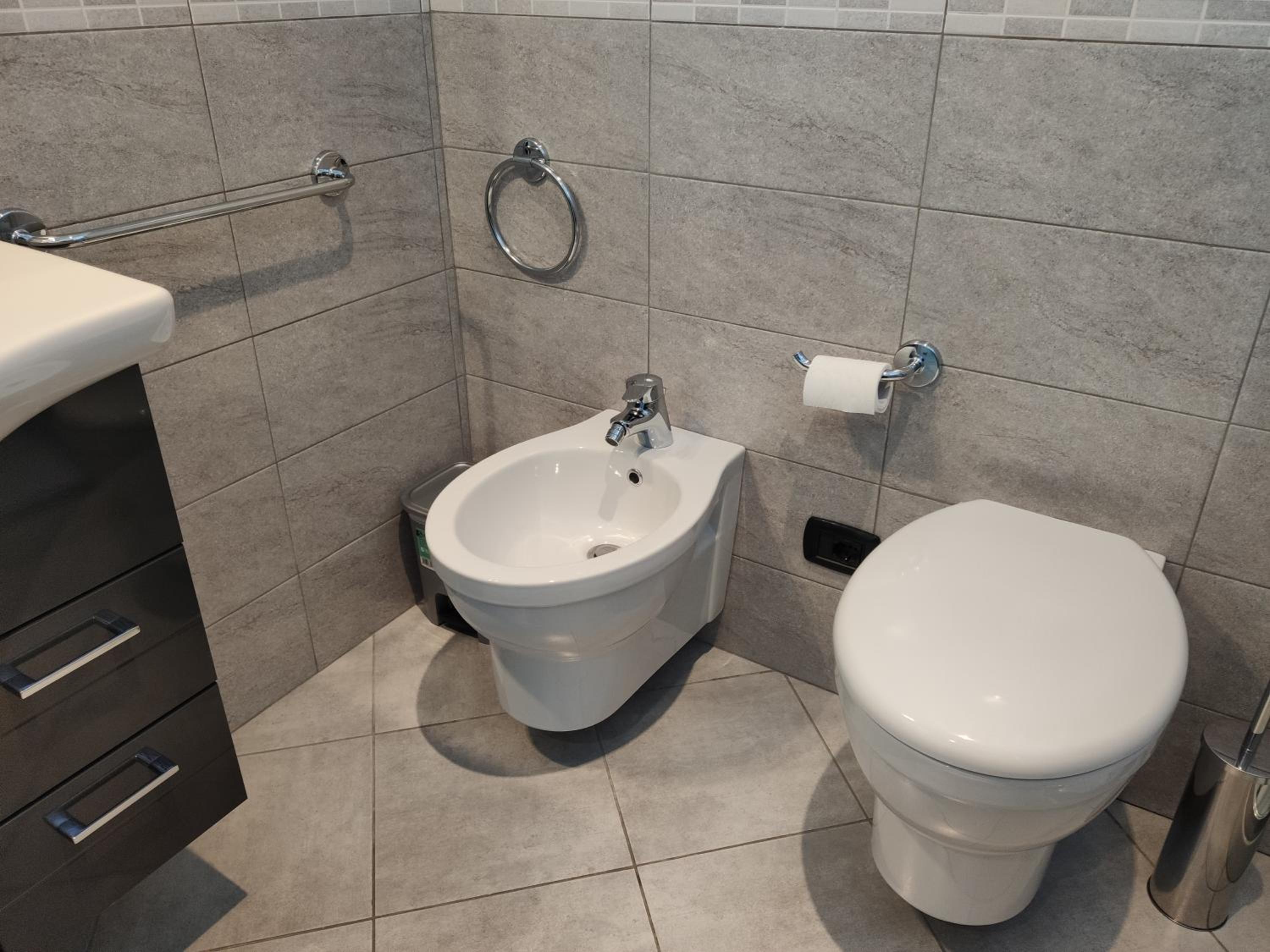 Matthias Home - Milan - modern and cozy flat, close to the metro - 15 min from Central Station, close to San Raffaele