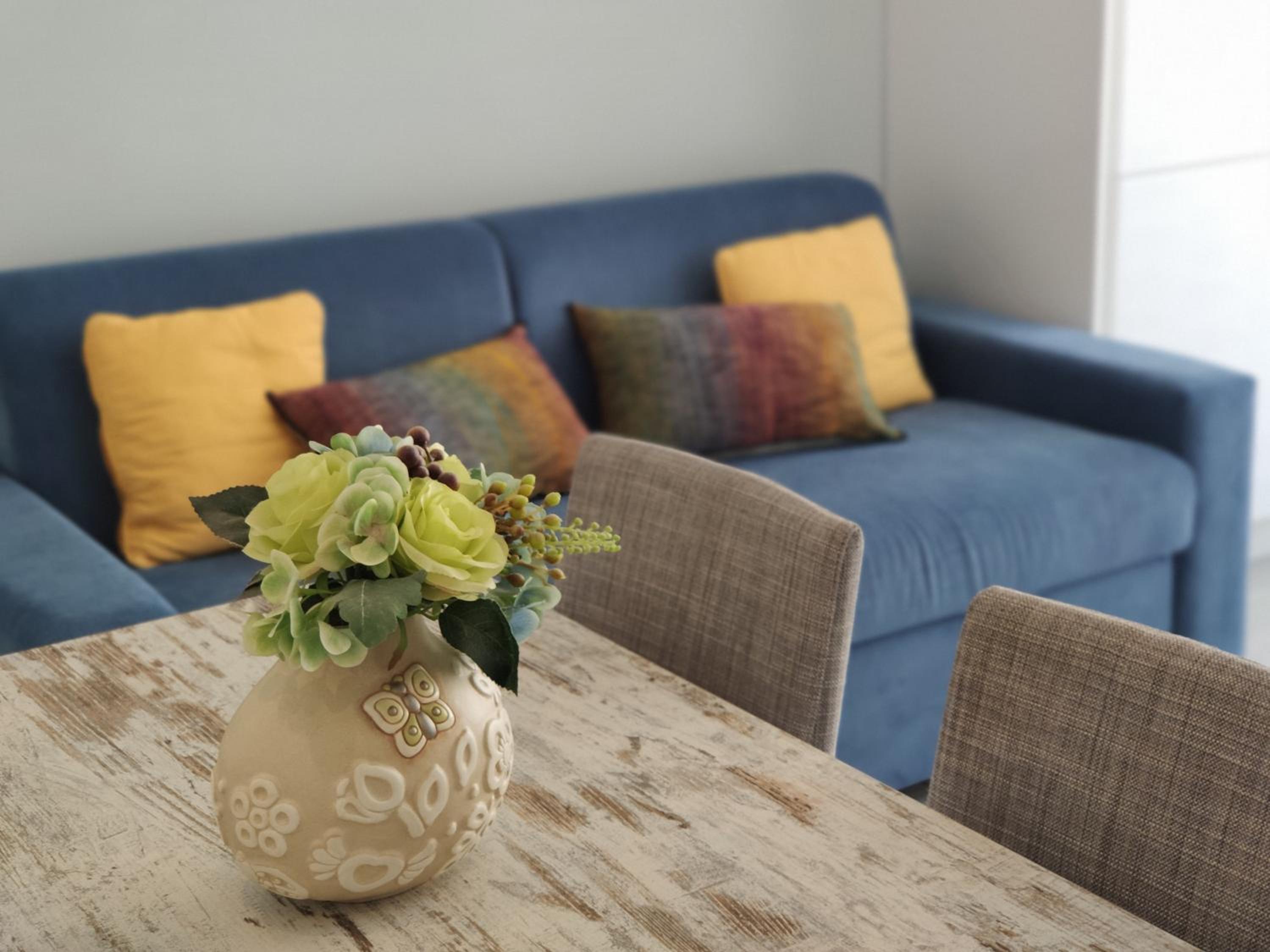 Matthias Home - Milan - modern and cozy flat, close to the metro - 15 min from Central Station, close to San Raffaele