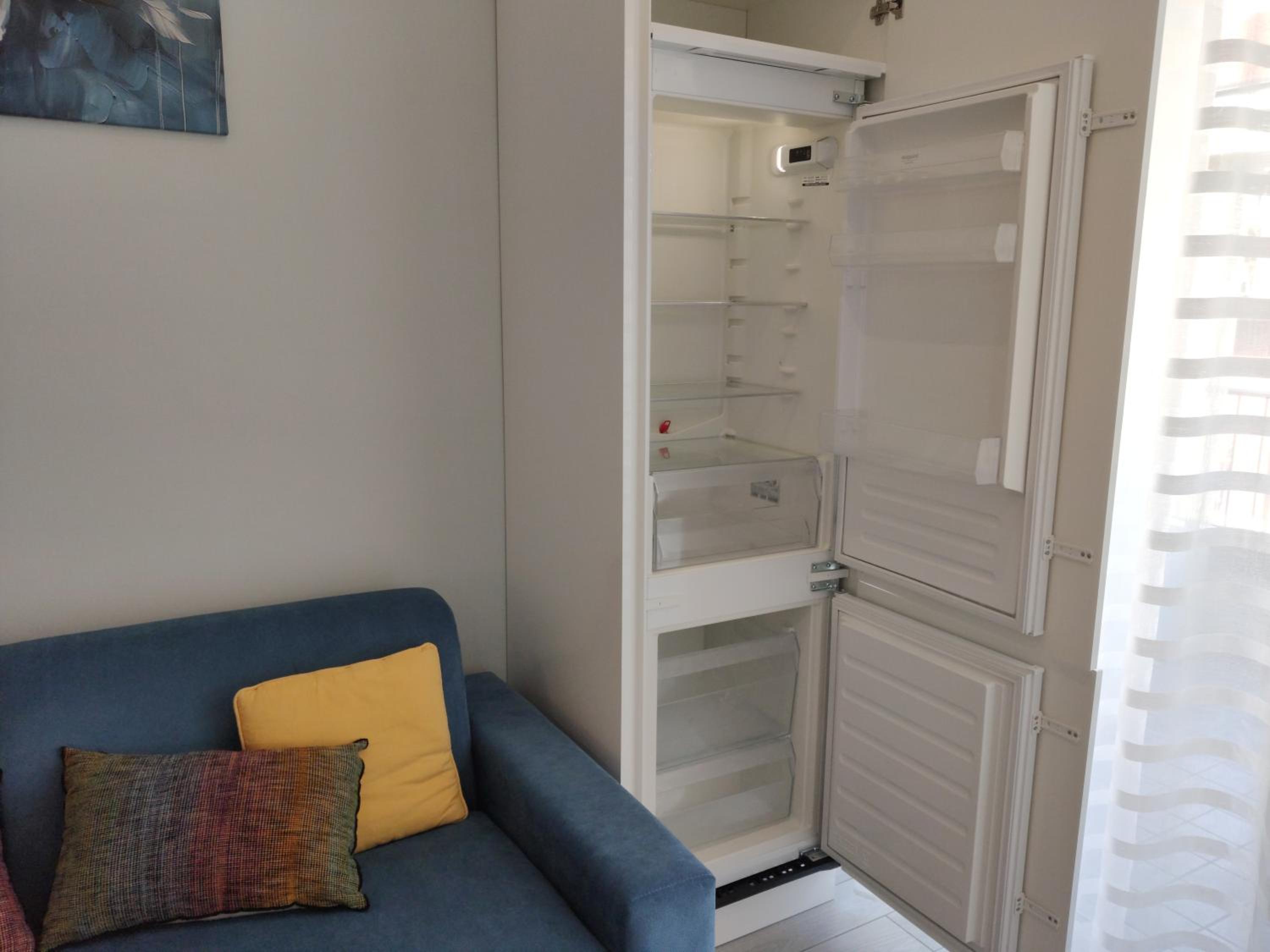 Matthias Home - Milan - modern and cozy flat, close to the metro - 15 min from Central Station, close to San Raffaele