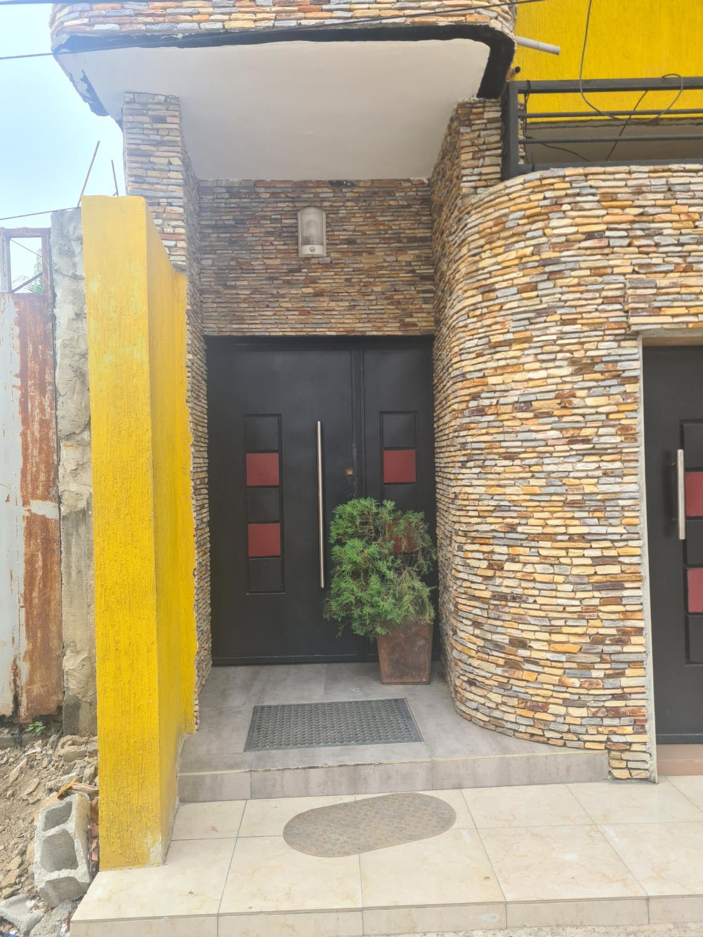 Charming Self-Contained Studio