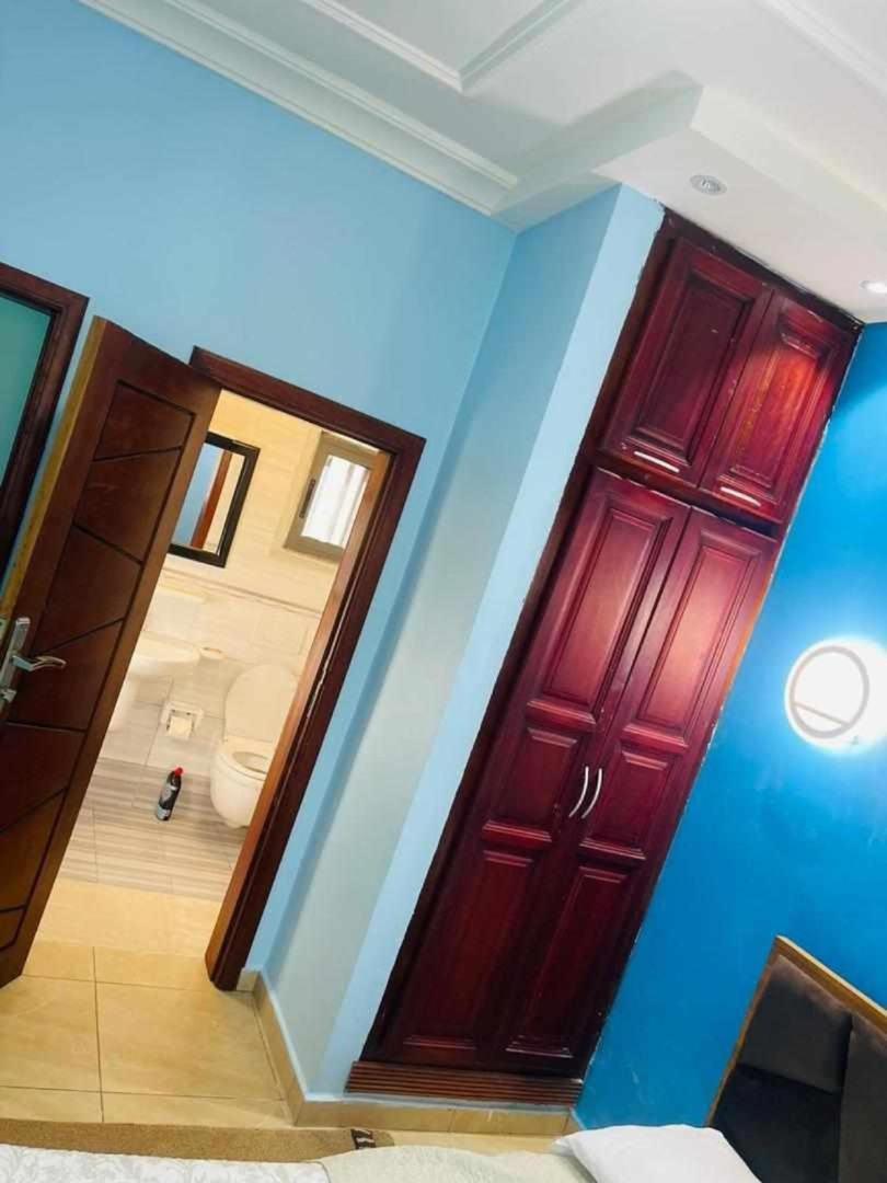 RESIDENCE VAD