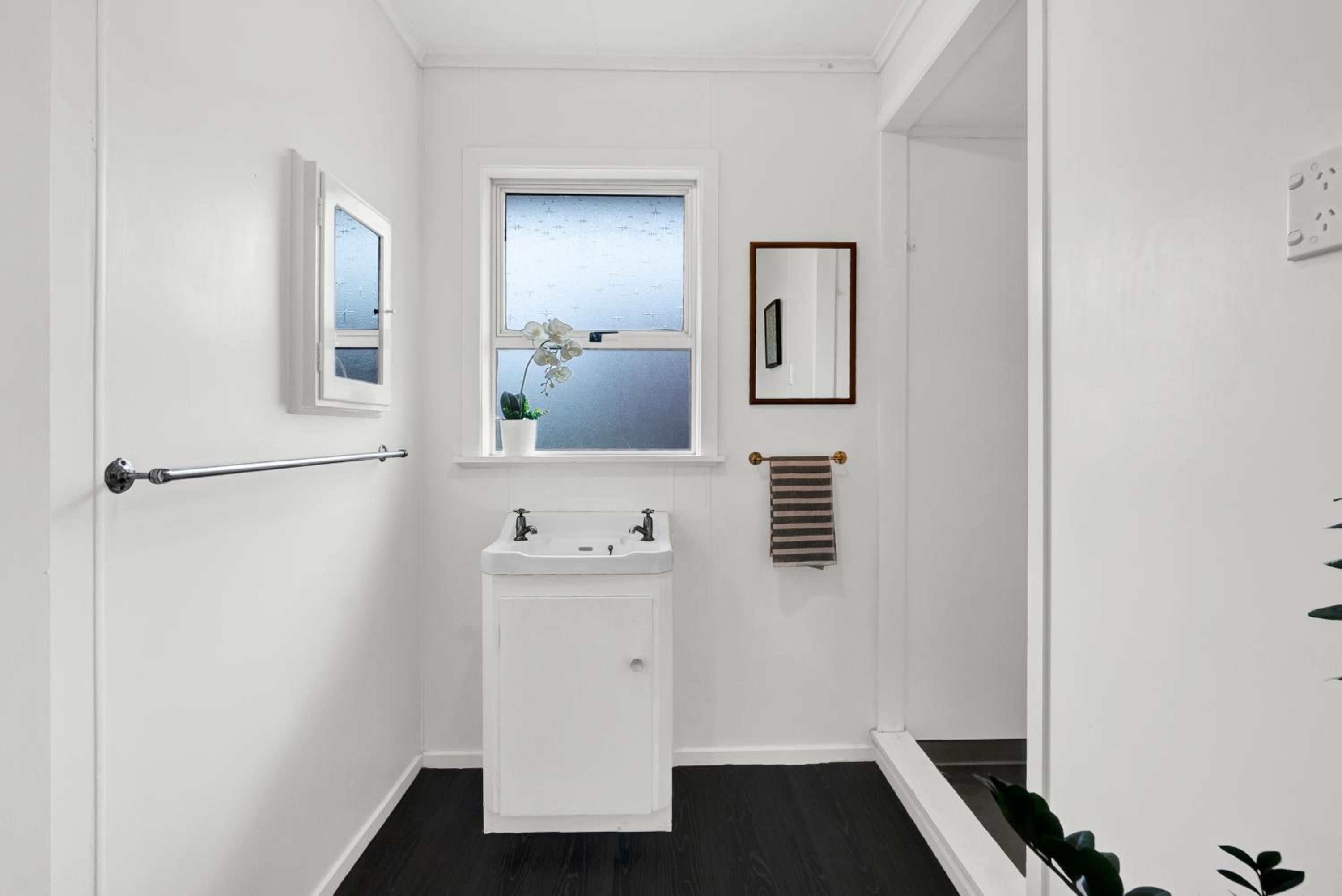 Beachy Breezes City Pleases Explore New Plymouth - Entire Studio
