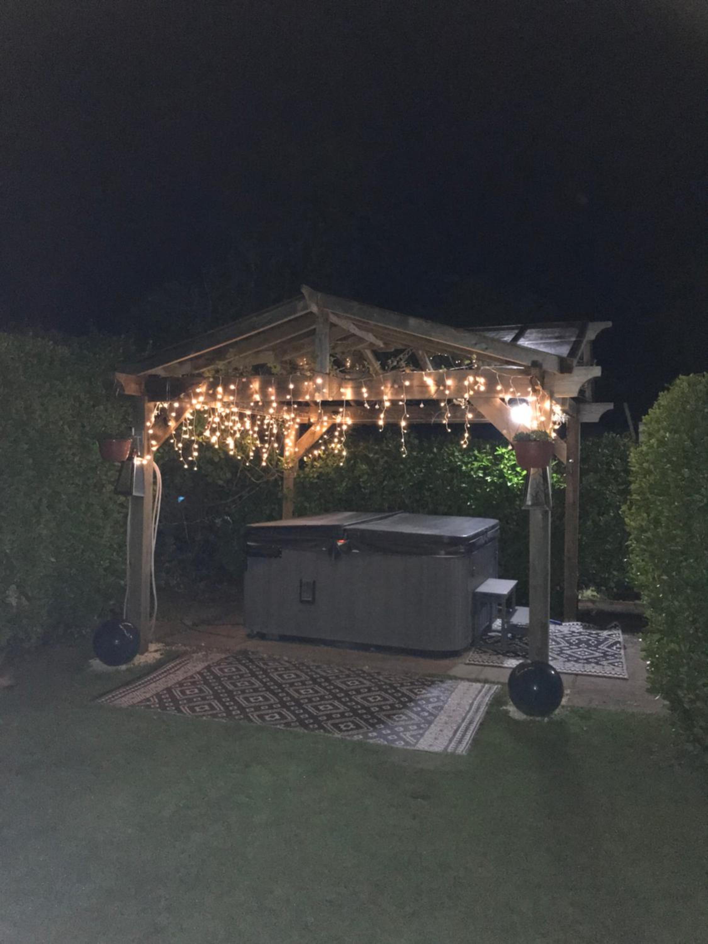 Annexe in lymington with private use of hot tub view 5