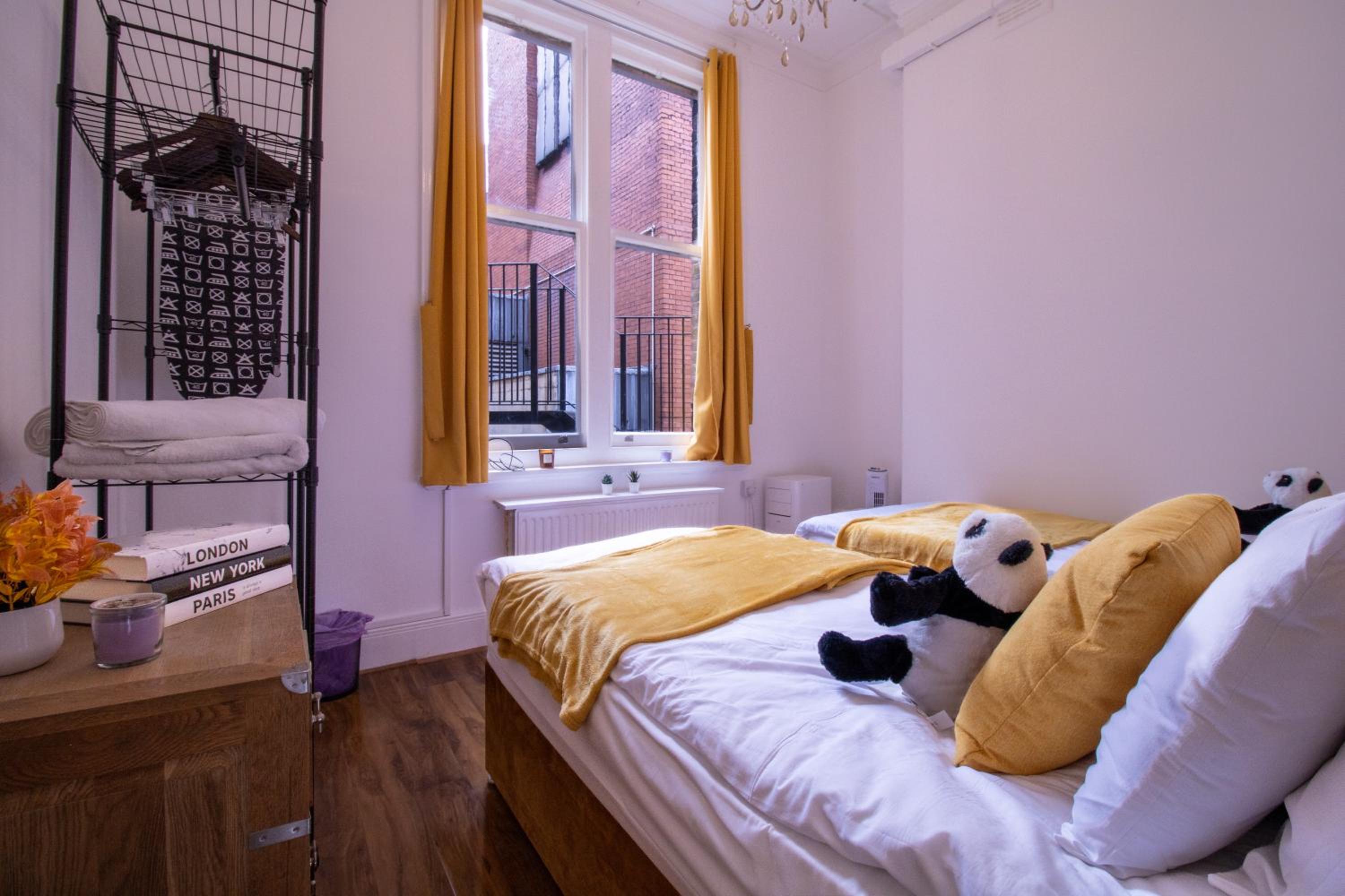 Luxurious Apartments on Oxford Street