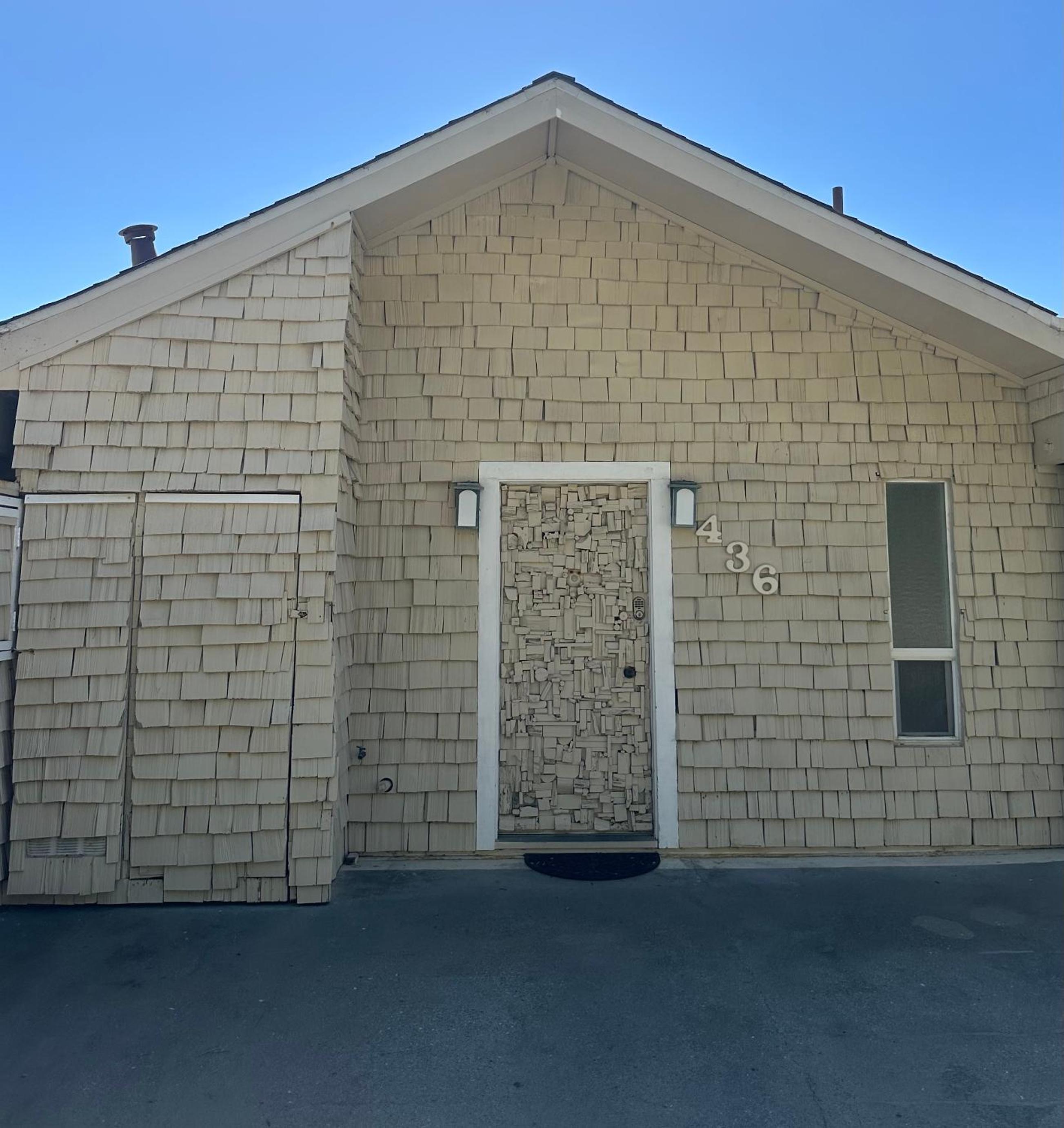 Hotel Ocean Front Getaway in La Selva Beach - Image 1