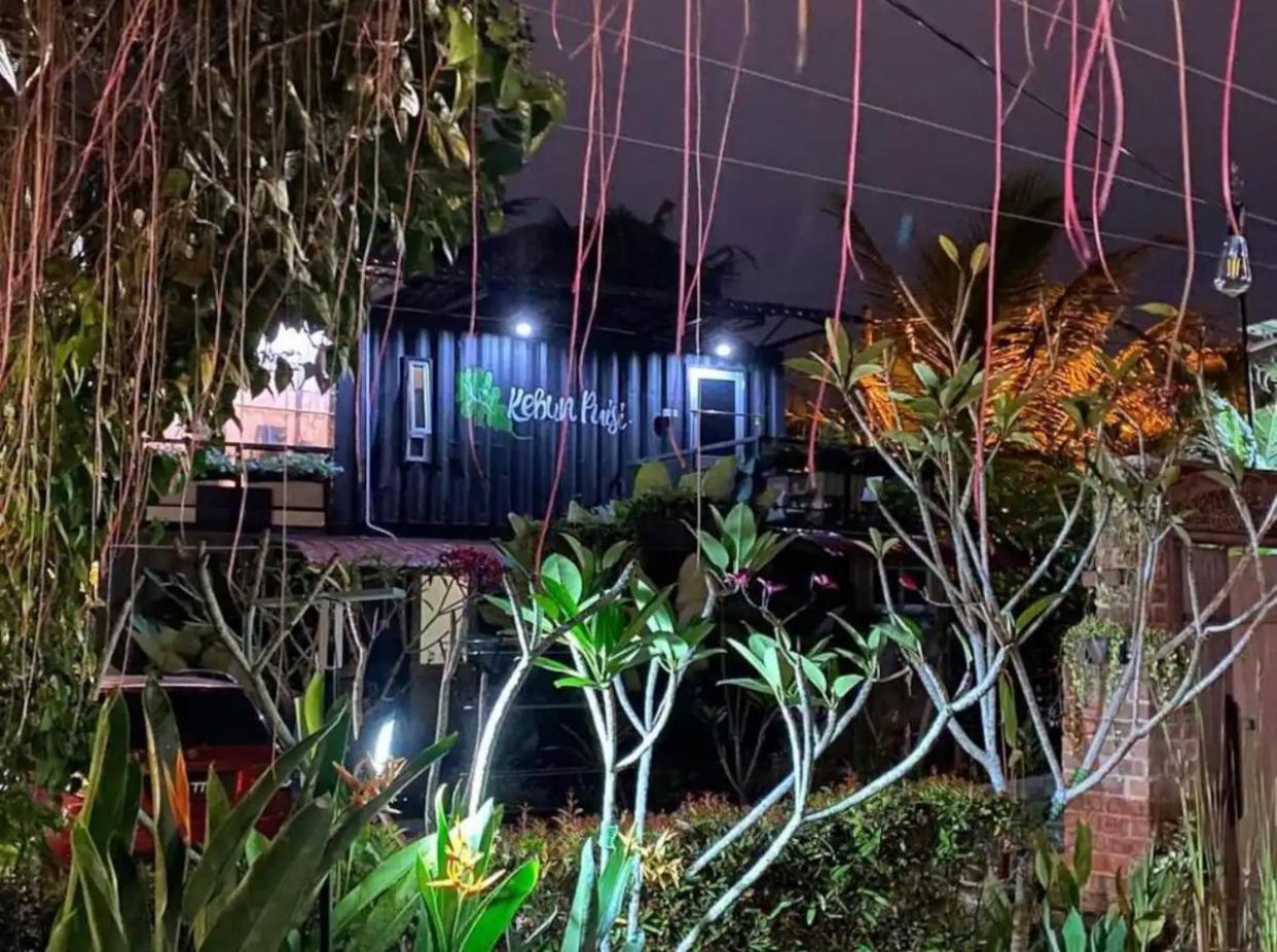 Kebun Puisi photo 4