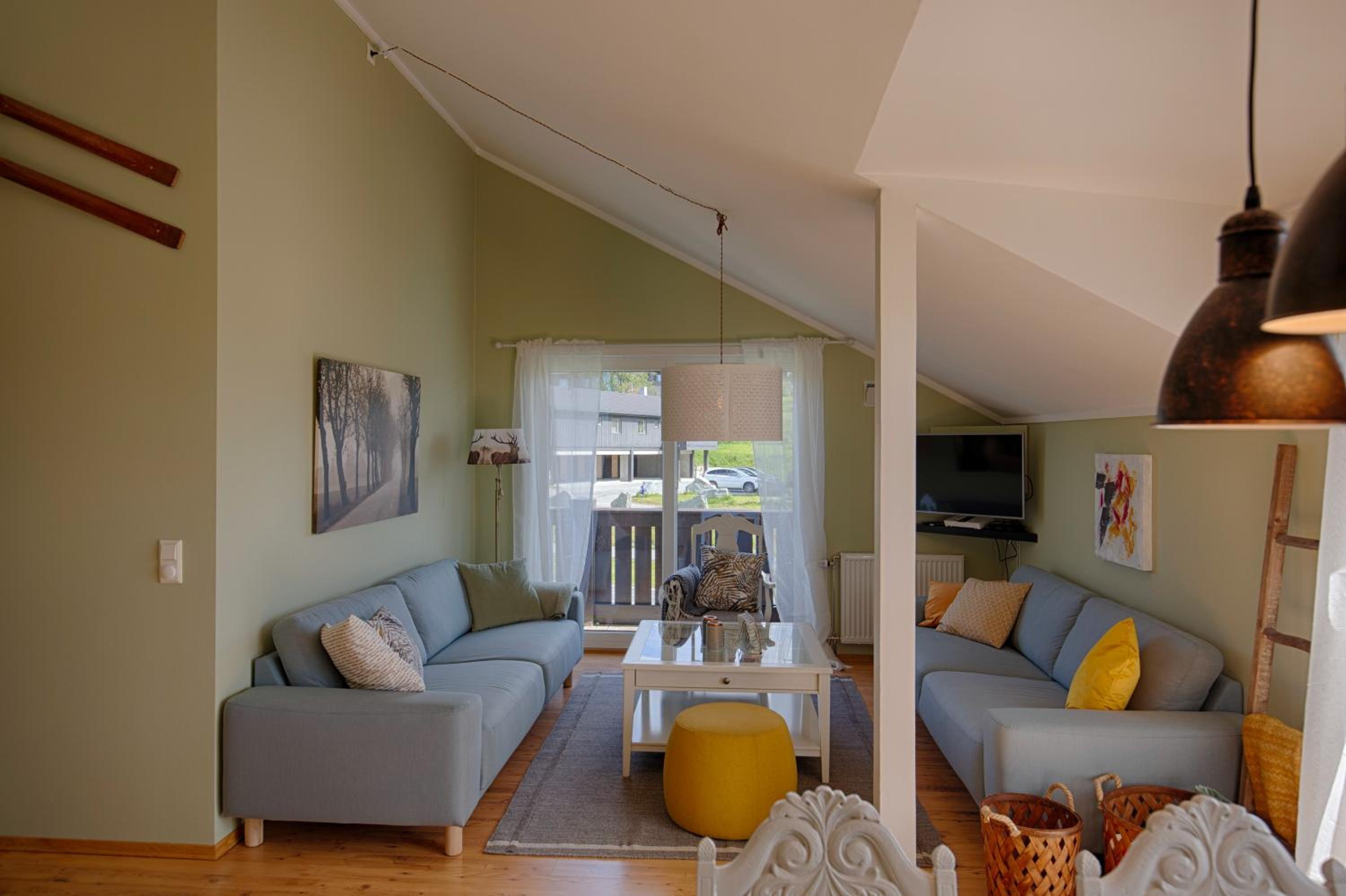 Bright and Modern penthouse apartment view 2