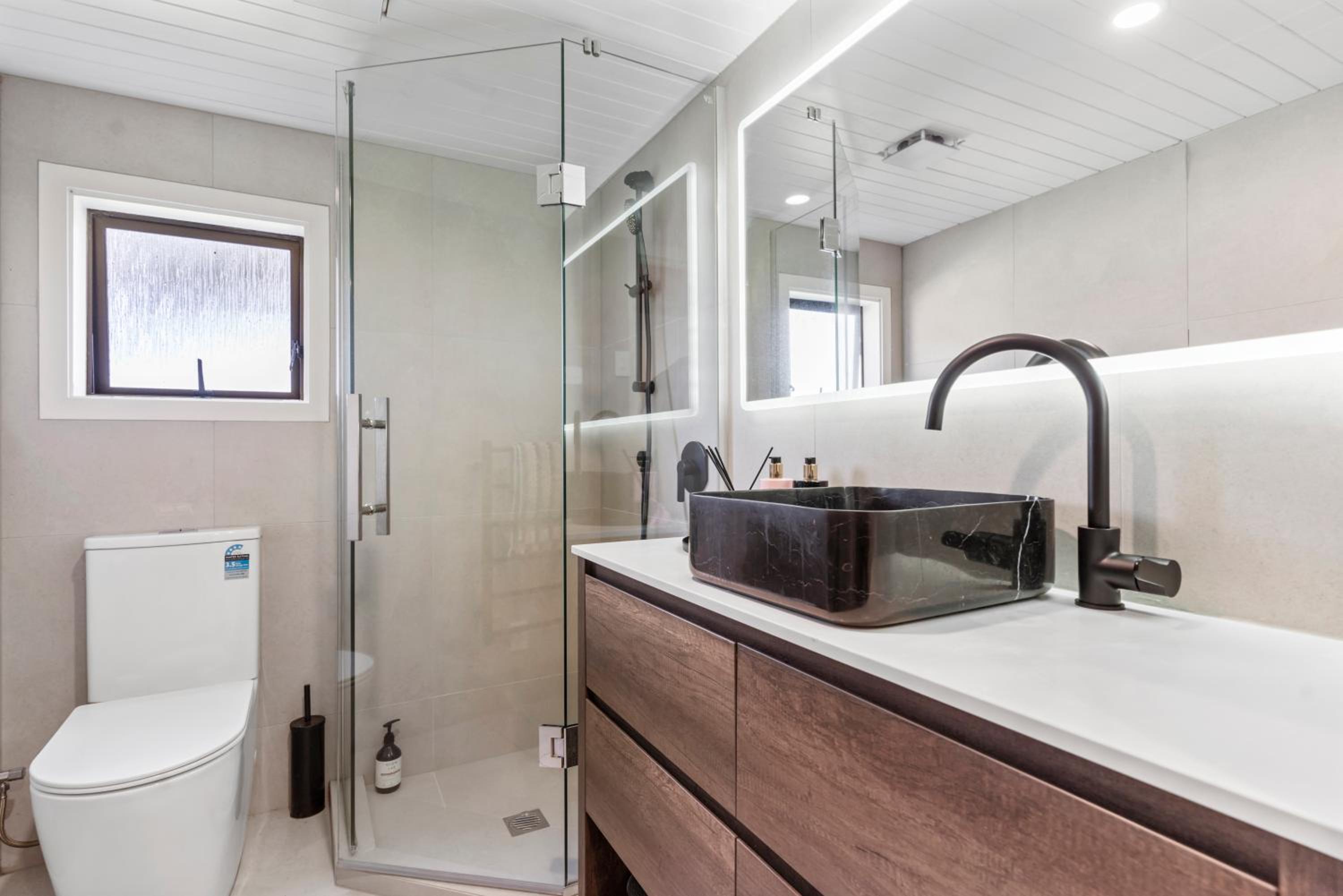Seaside Serenity - Stylish 4BR Home