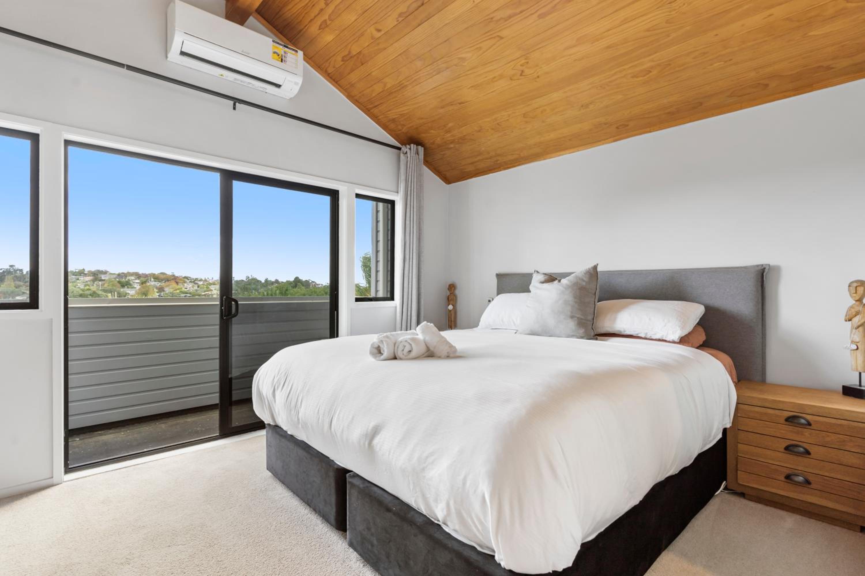 Seaside Serenity - Stylish 4BR Home