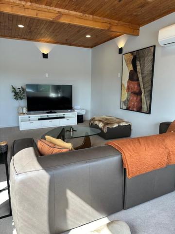 Seaside Serenity - Stylish 4BR Home