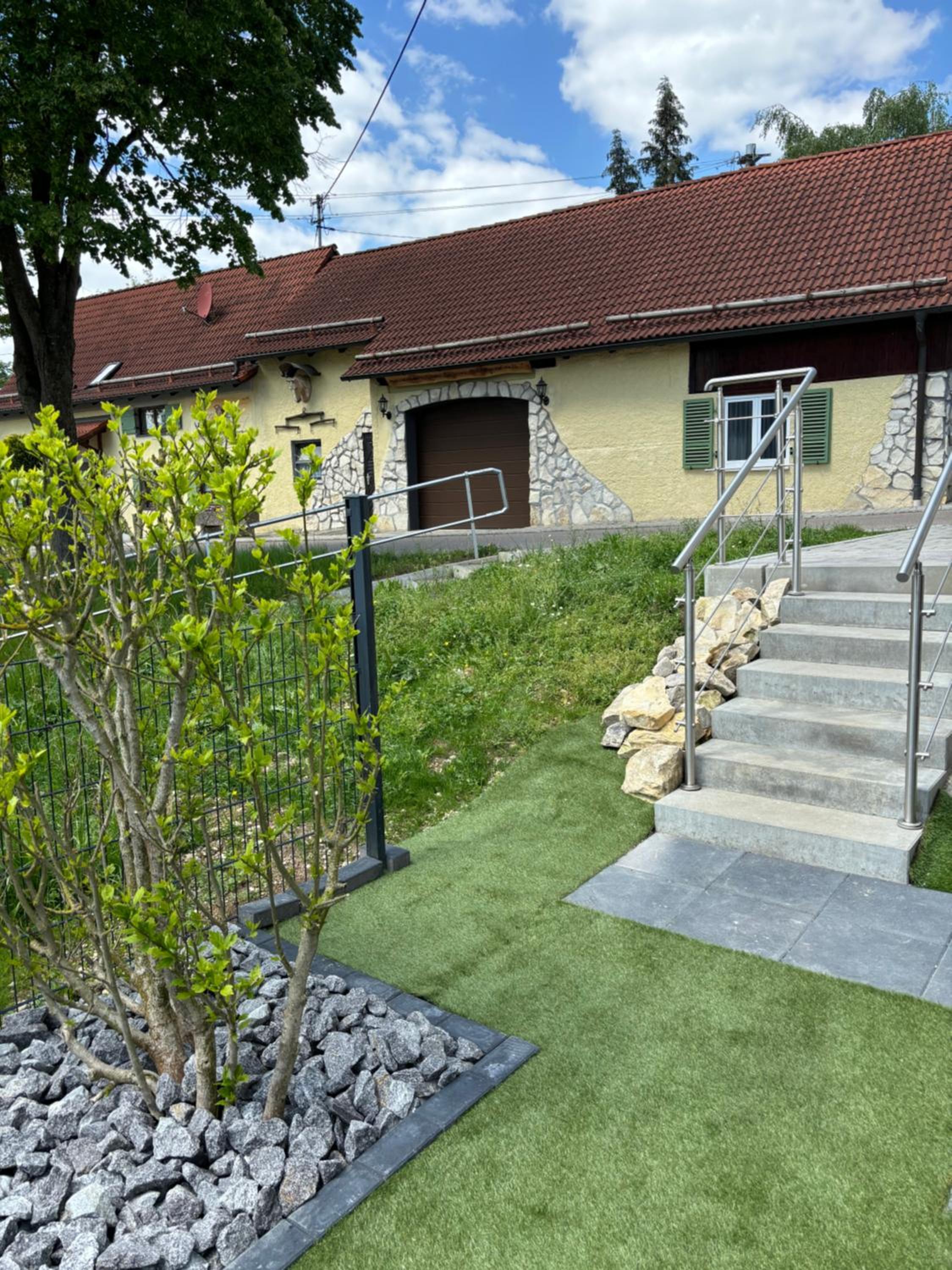 Ferienwohnung im Usseltal - Zirben Spa - Monheimer Alb - Altmühltal - Familie Geyer Daiting