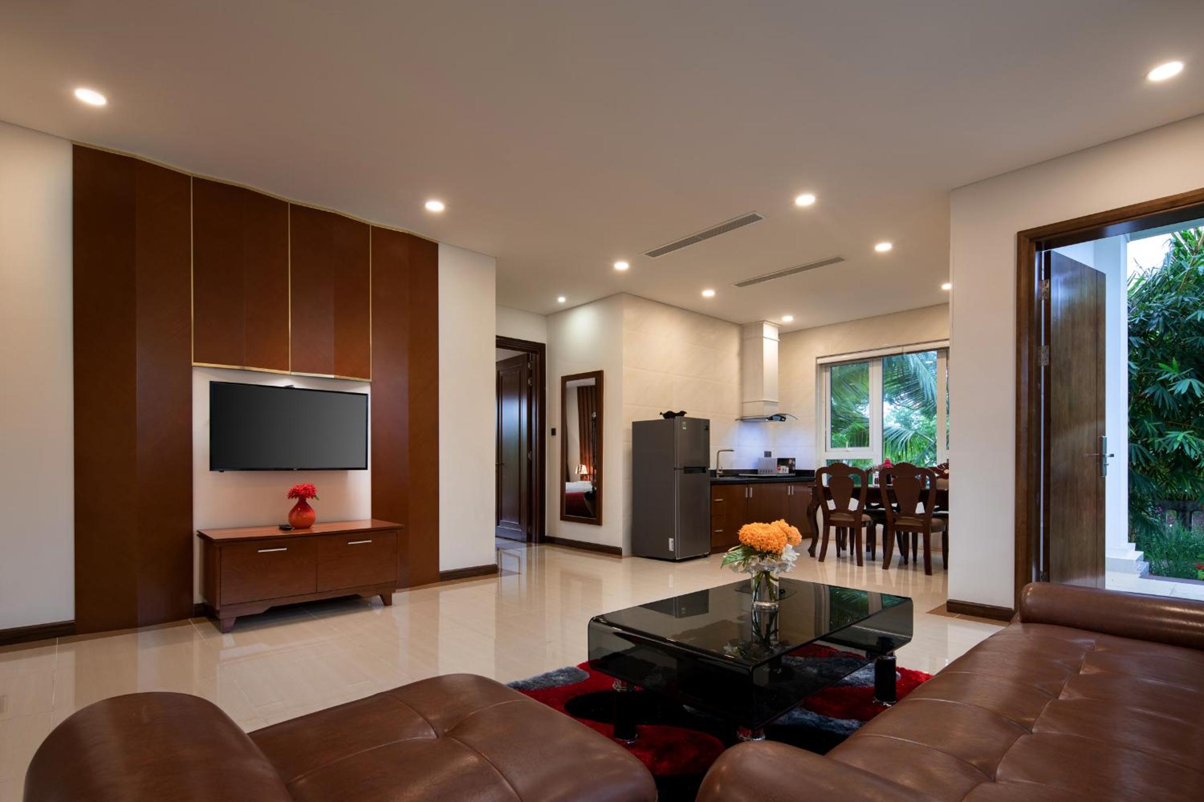 Gold Coast Hotel Resort & Spa