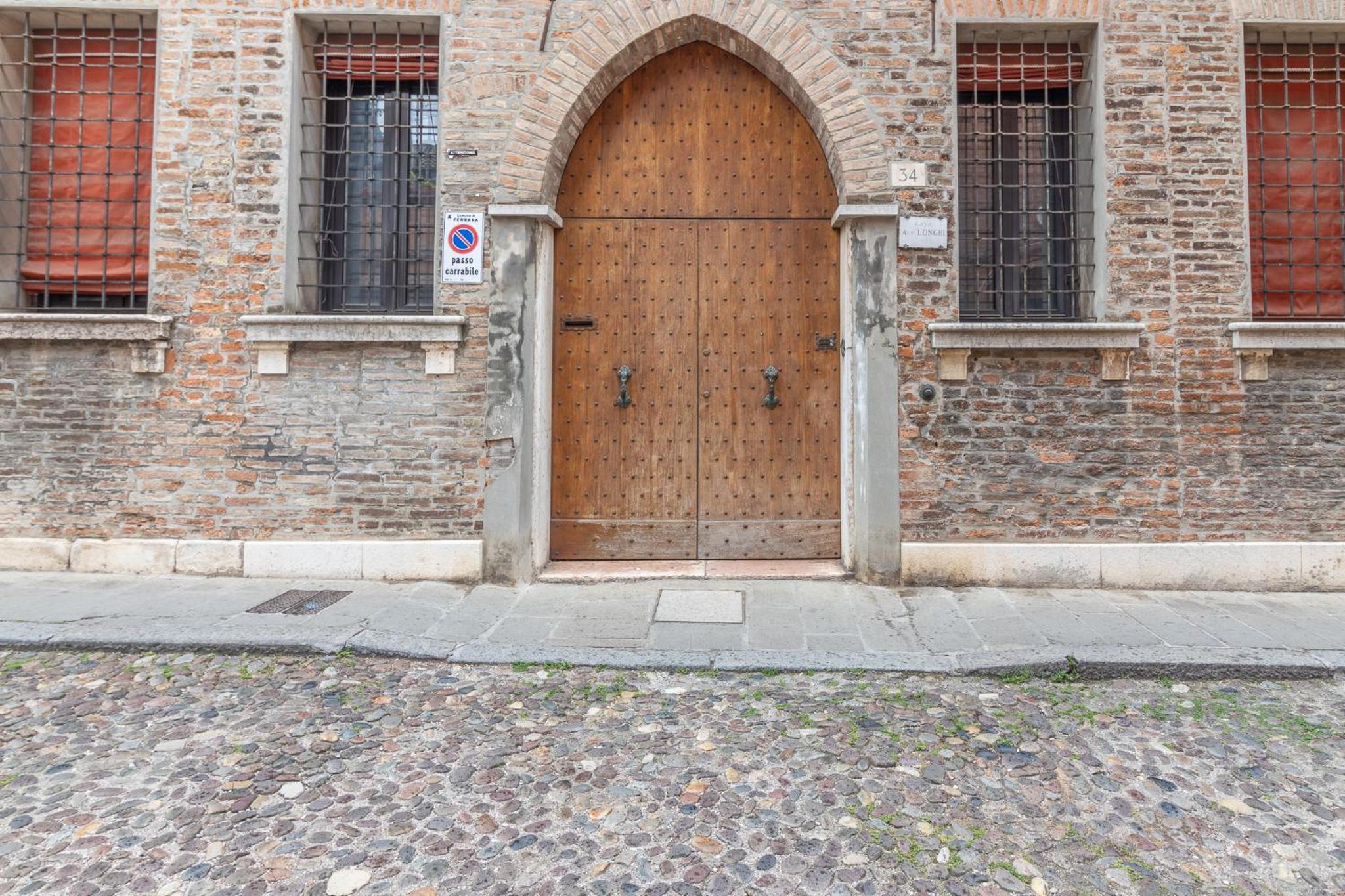 GuestHost - The House of Harry Potter and a Love Story view 3