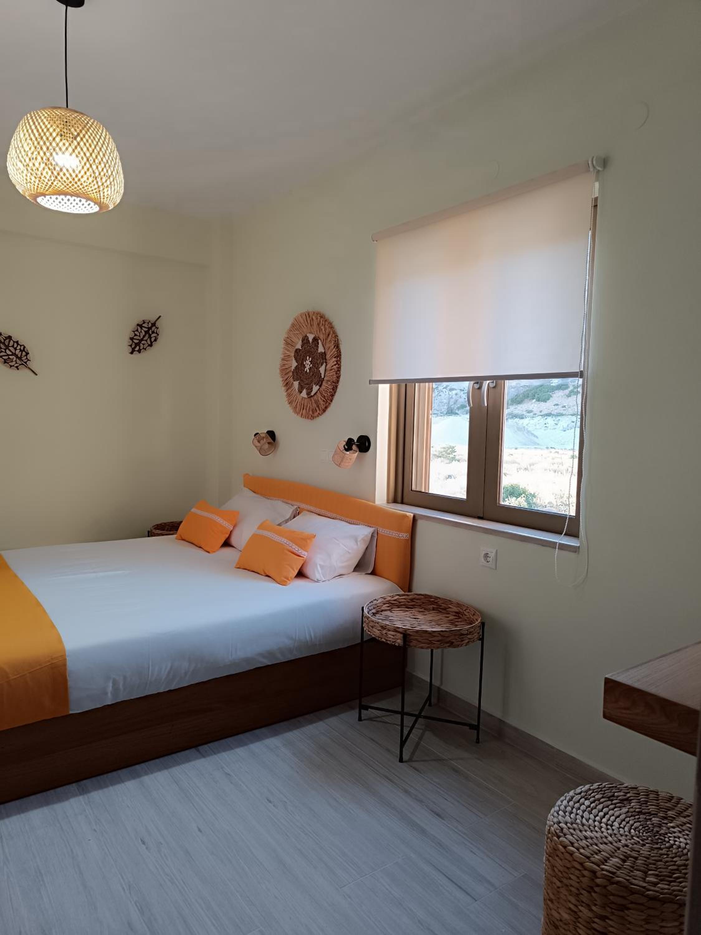Paliochora Beachfront Escape, Milolithos Pool Retreats