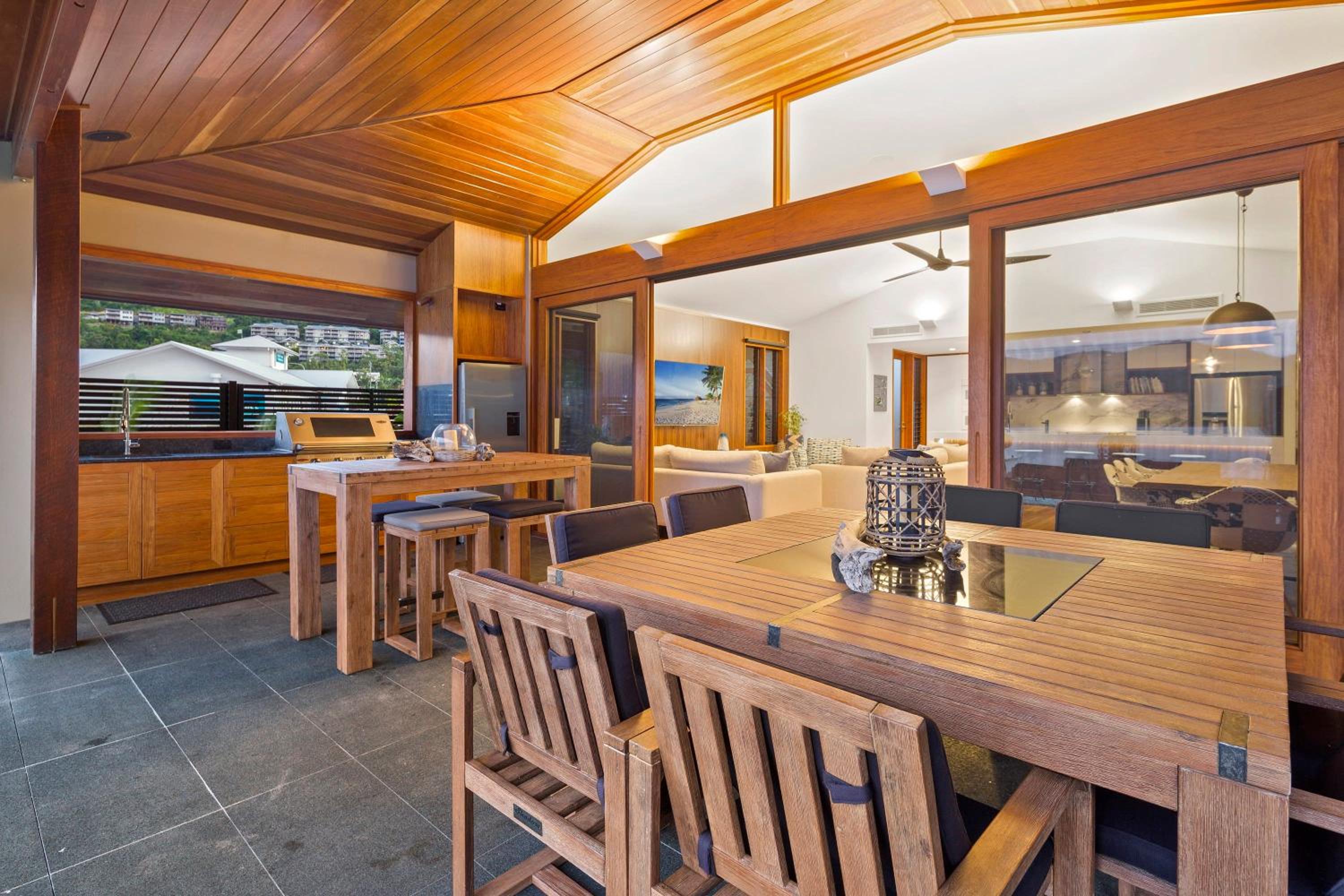 23 The Cove - Whitsunday Waterfront Living