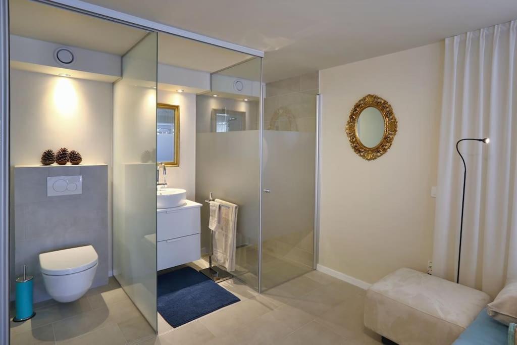 Romantic nest with free parking