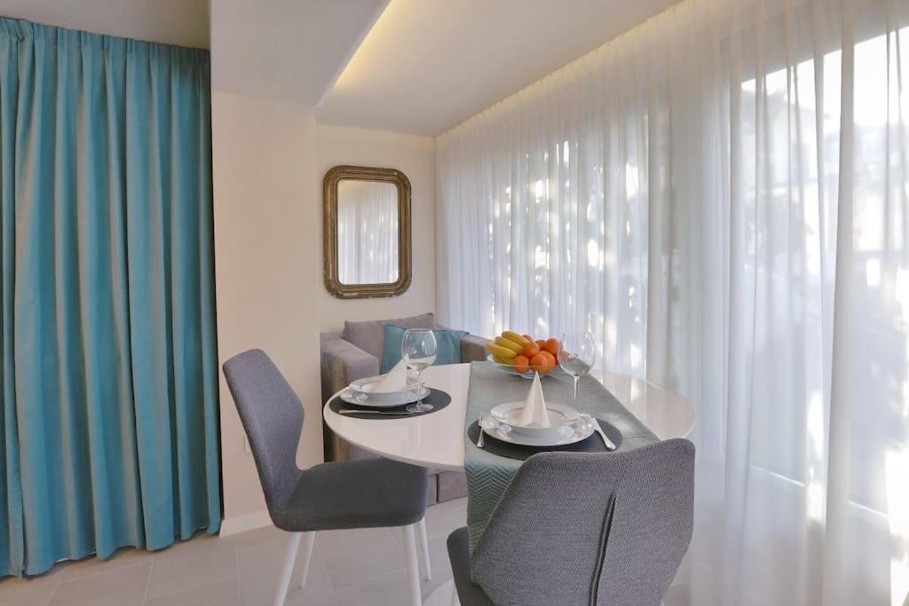Romantic nest with free parking