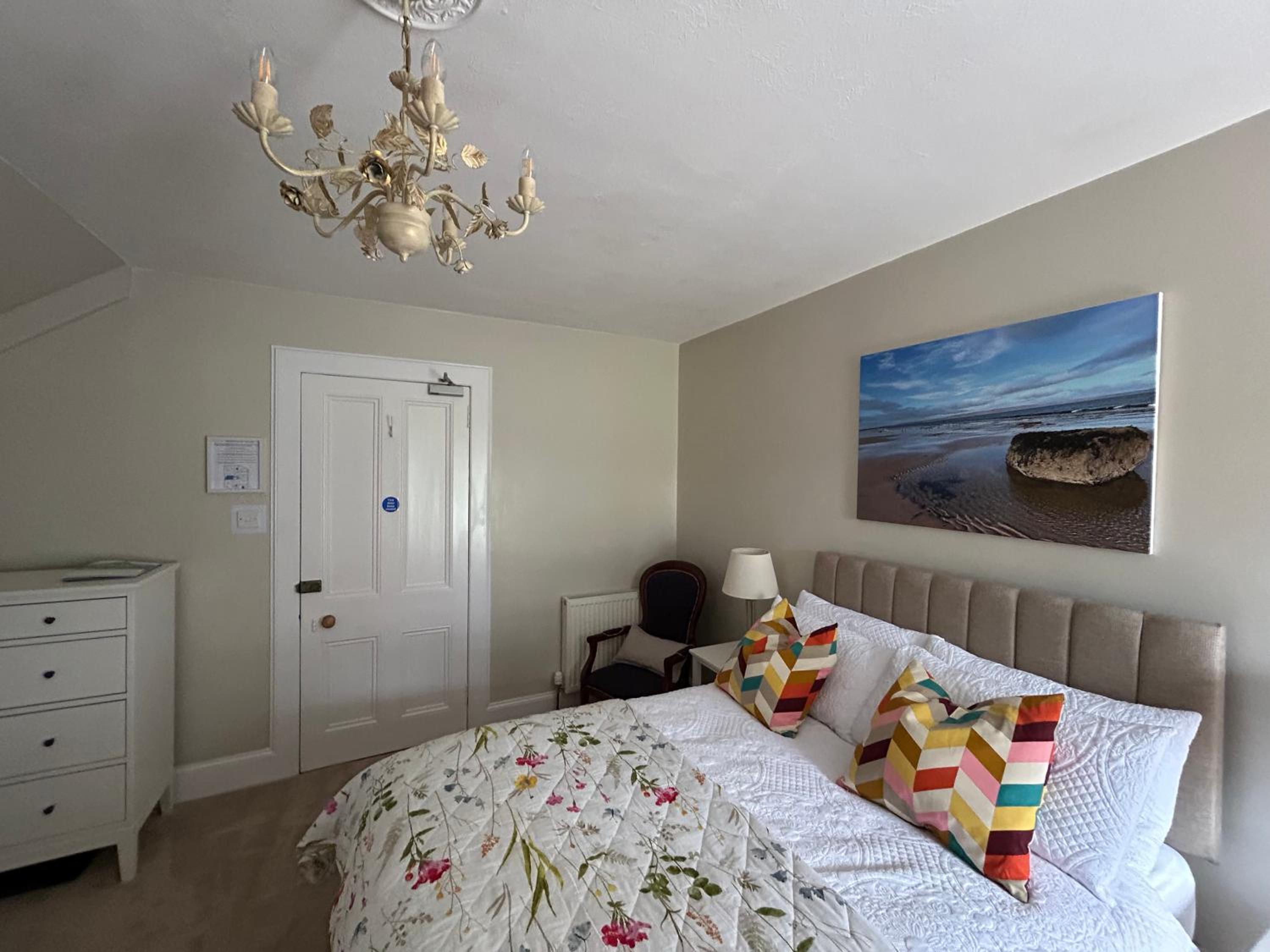 Glen Lyon Lodge Bed and Breakfast view 4