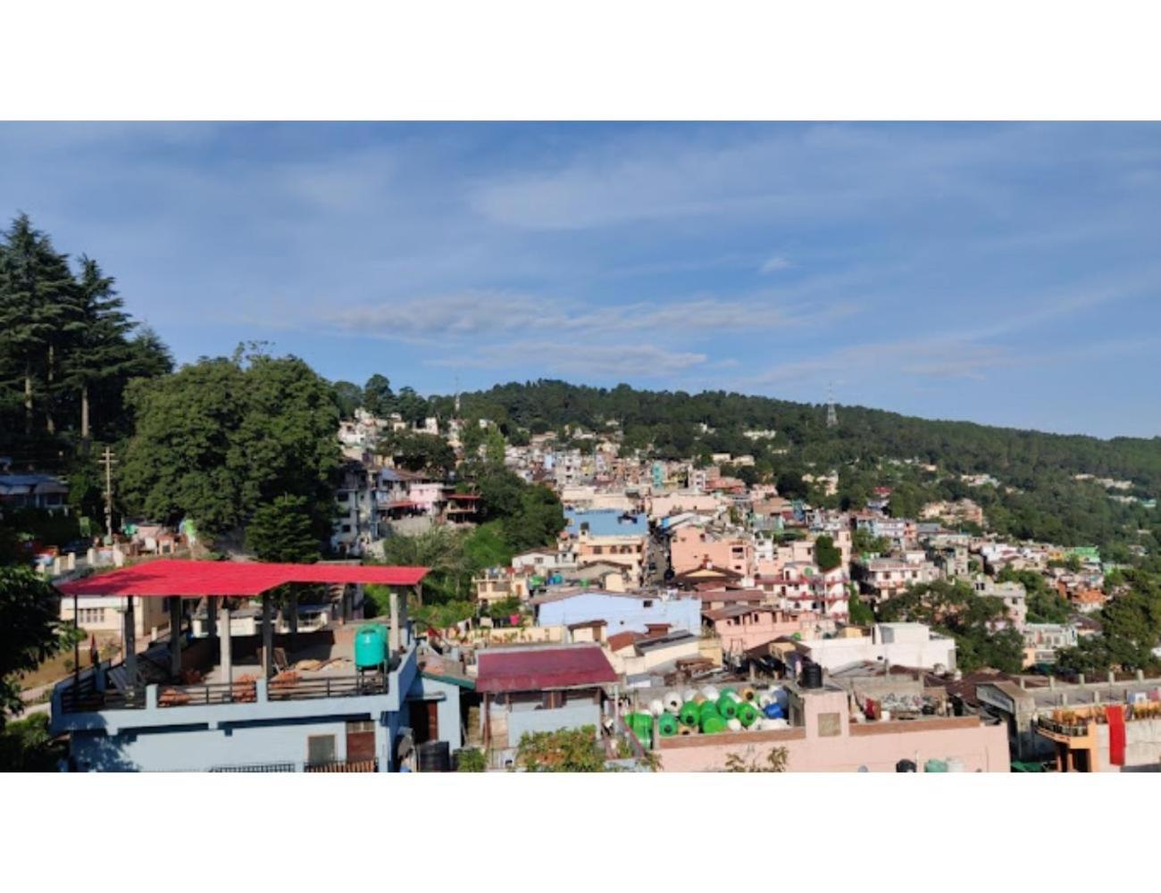 Hotel Ranikhet Grand, Ranikhet view 4