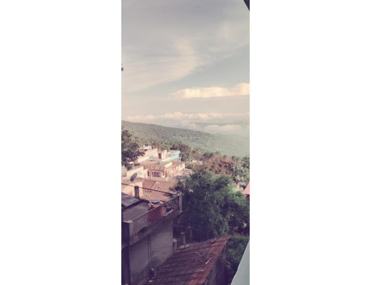 Hotel Ranikhet Grand, Ranikhet view 3