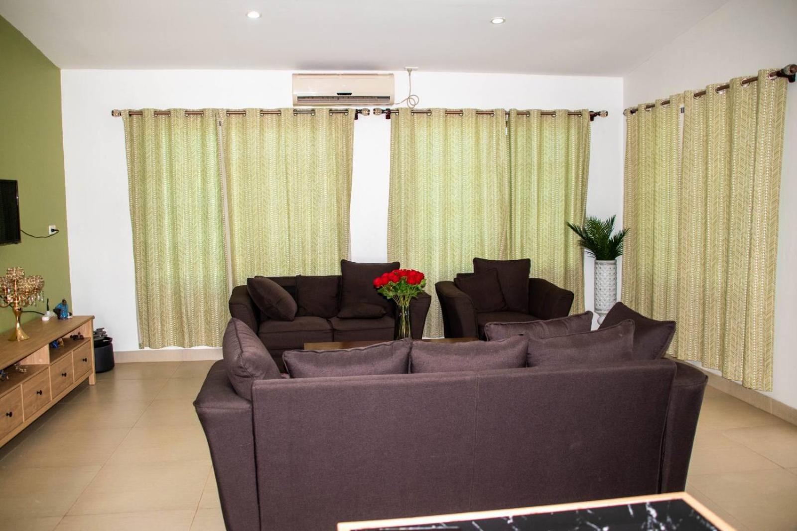 Fijian Homestay - 3 bedroom house - main view