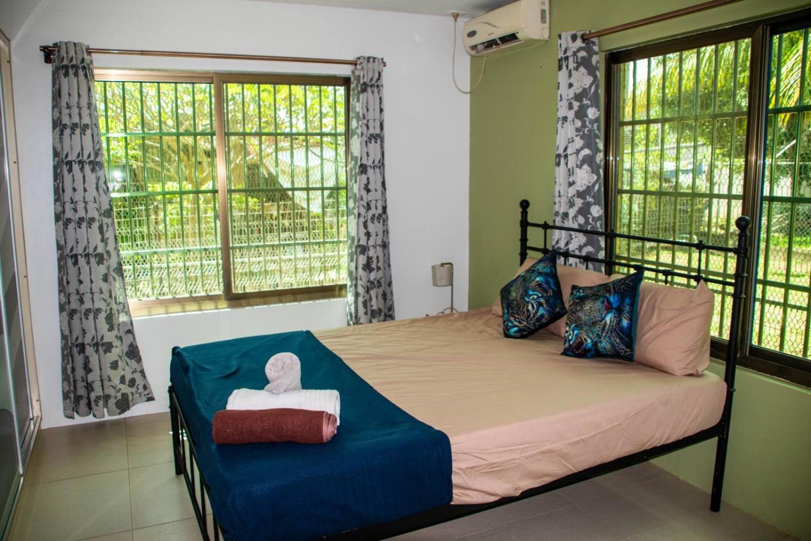 Fijian Homestay - 3 bedroom house - view 8