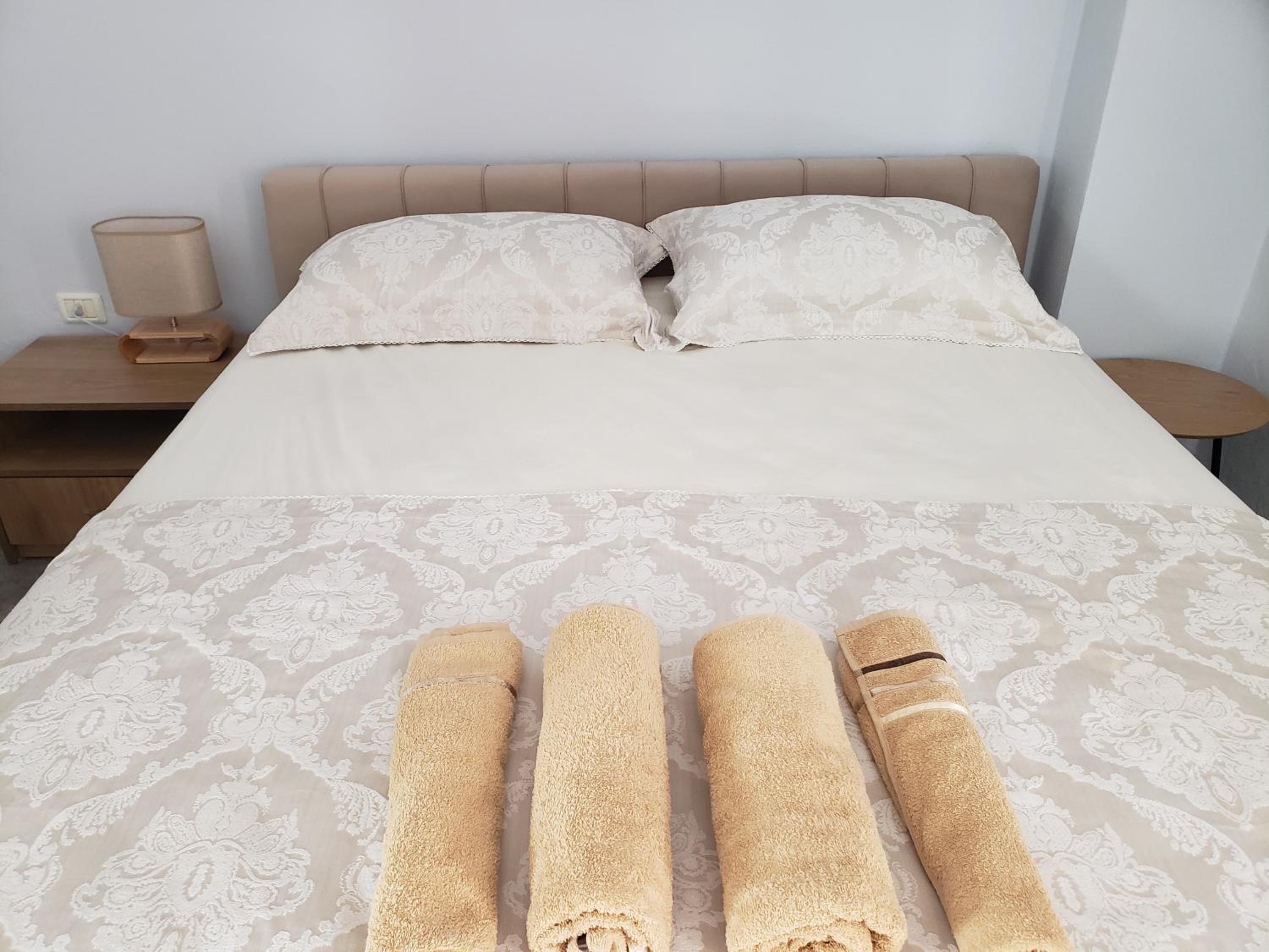 Leones Apartament