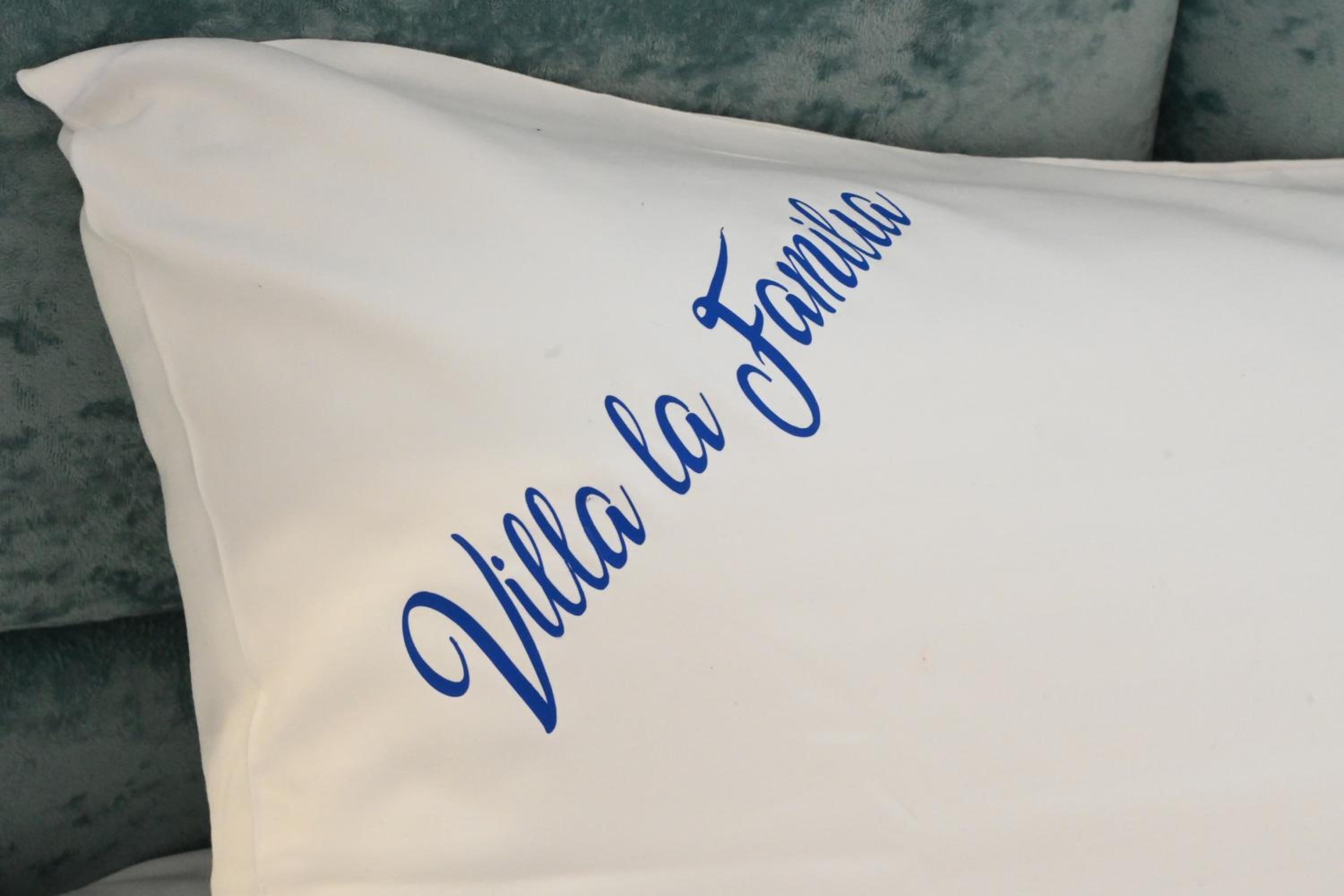 Vila La Familia
