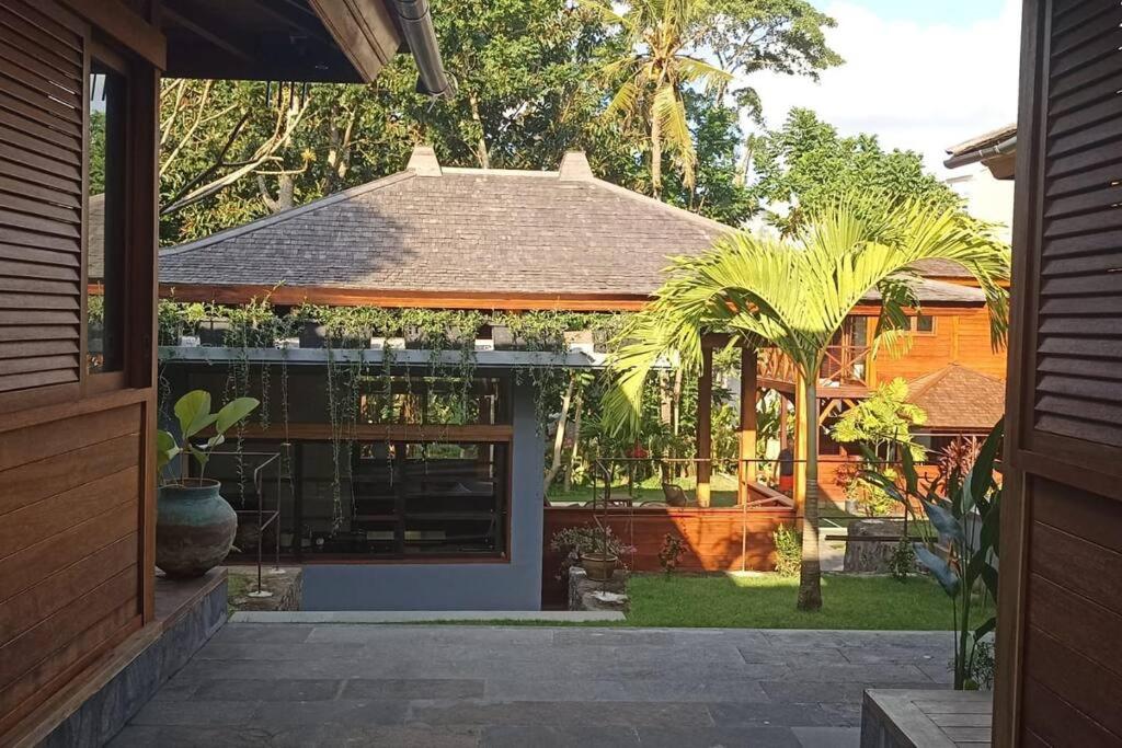 Villa Constellation Pererenan view 2