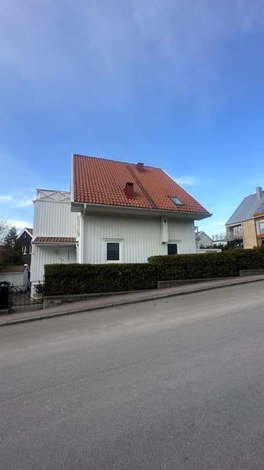 Superhomes 1 BR view 3