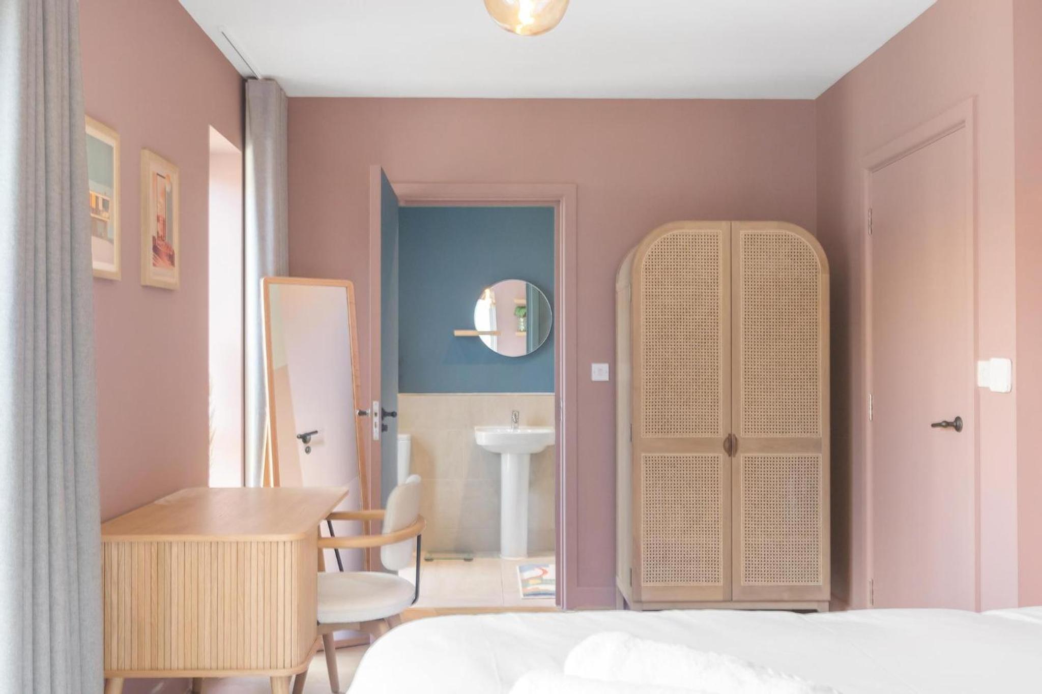 Designer London 2Bed 3Bath Duplex - 20mins2Central London!