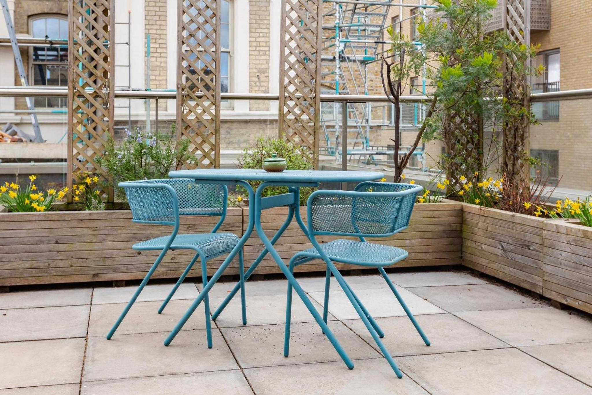 Designer London 2Bed 3Bath Duplex - 20mins2Central London!