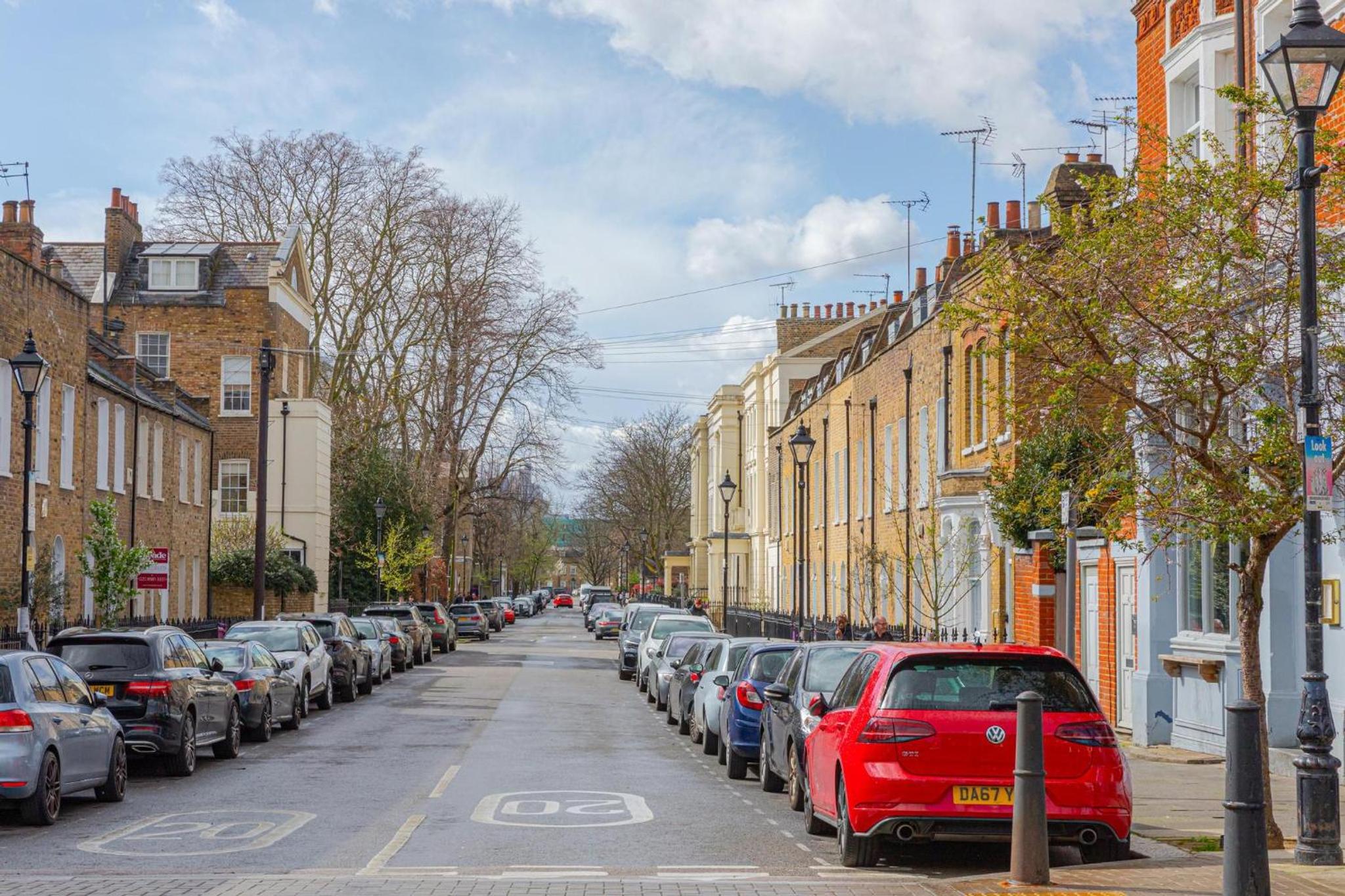 Designer London 2Bed 3Bath Duplex - 20mins2Central London!