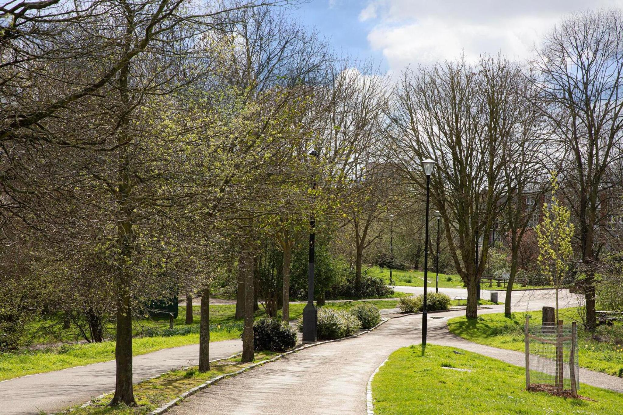 Designer London 2Bed 3Bath Duplex - 20mins2Central London!